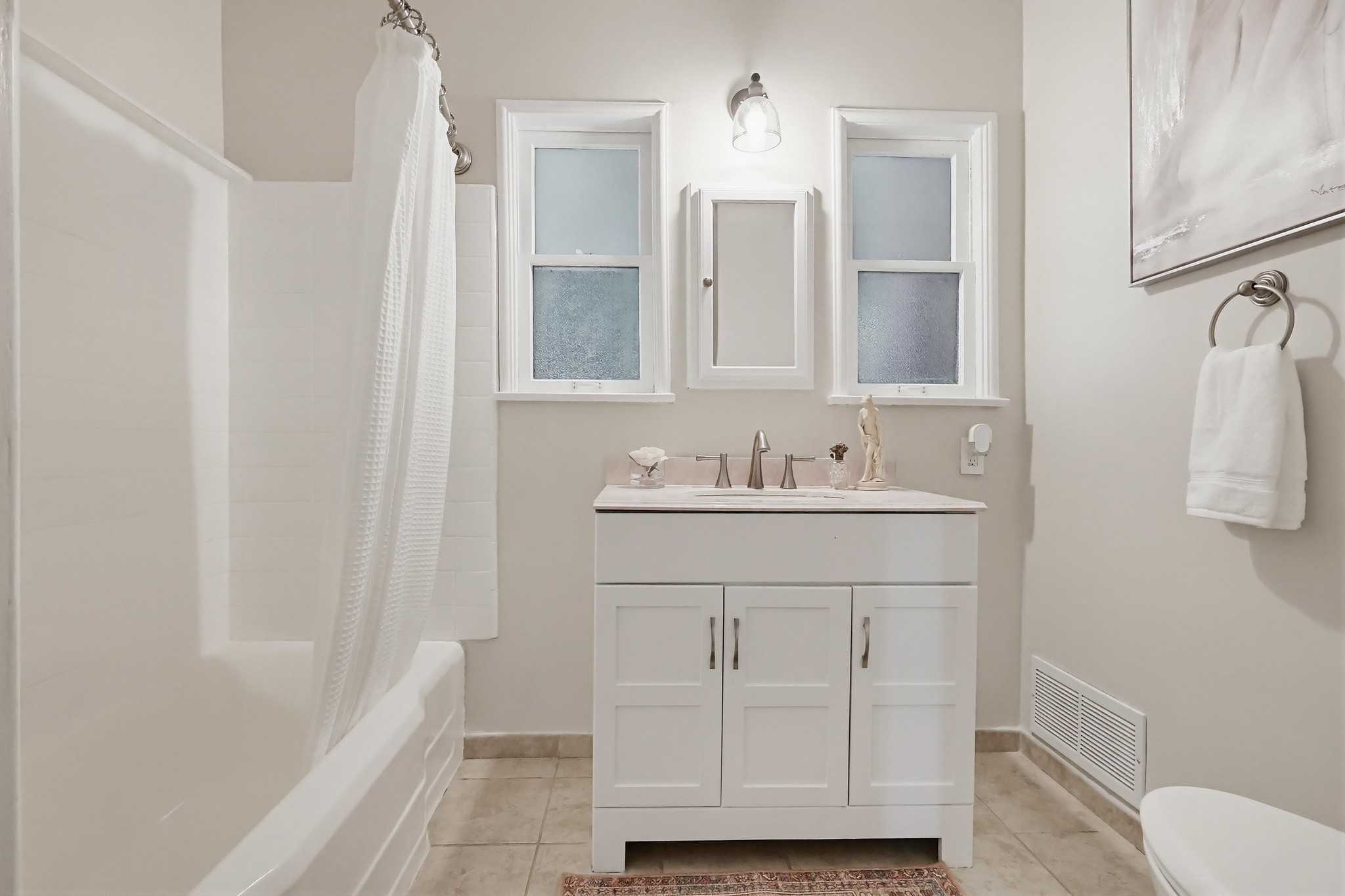 Virtual tour photo 56 of 93 for 15151 Encanto Dr, "Enchantment"
