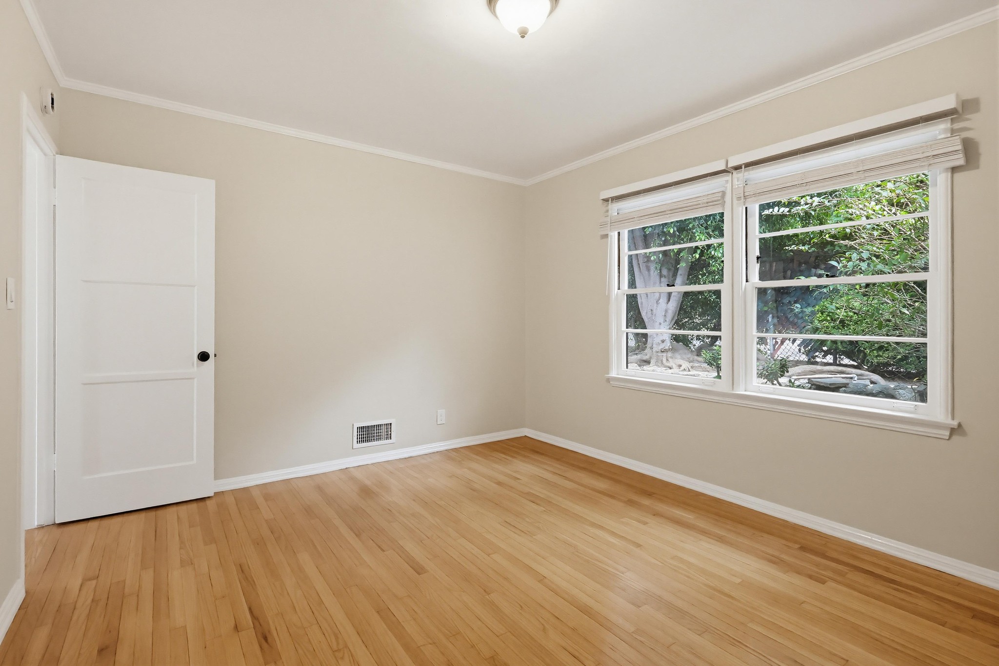 Virtual tour photo 53 of 93 for 15151 Encanto Dr, "Enchantment"