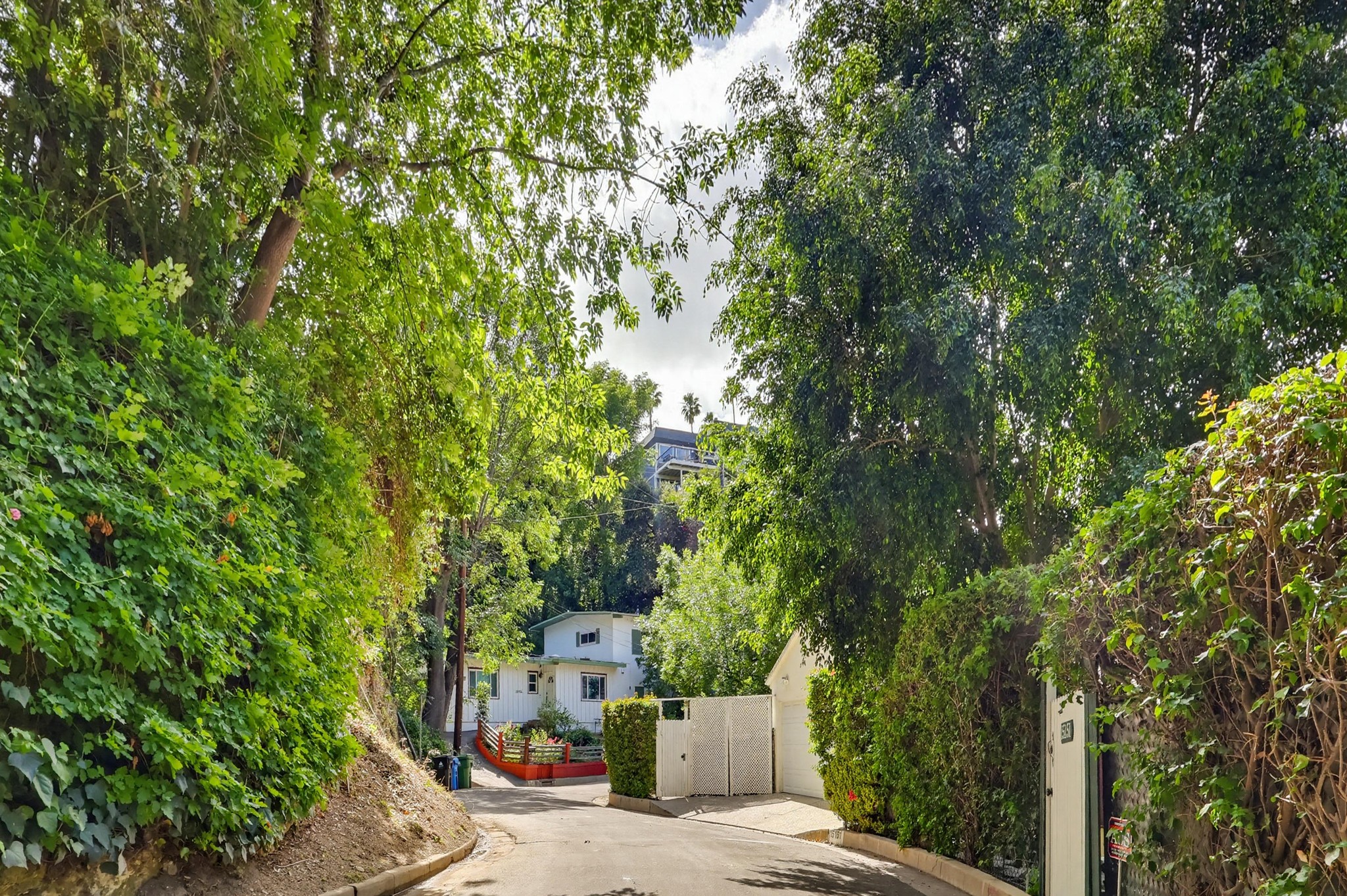 Virtual tour photo 93 of 93 for 15151 Encanto Dr, "Enchantment"