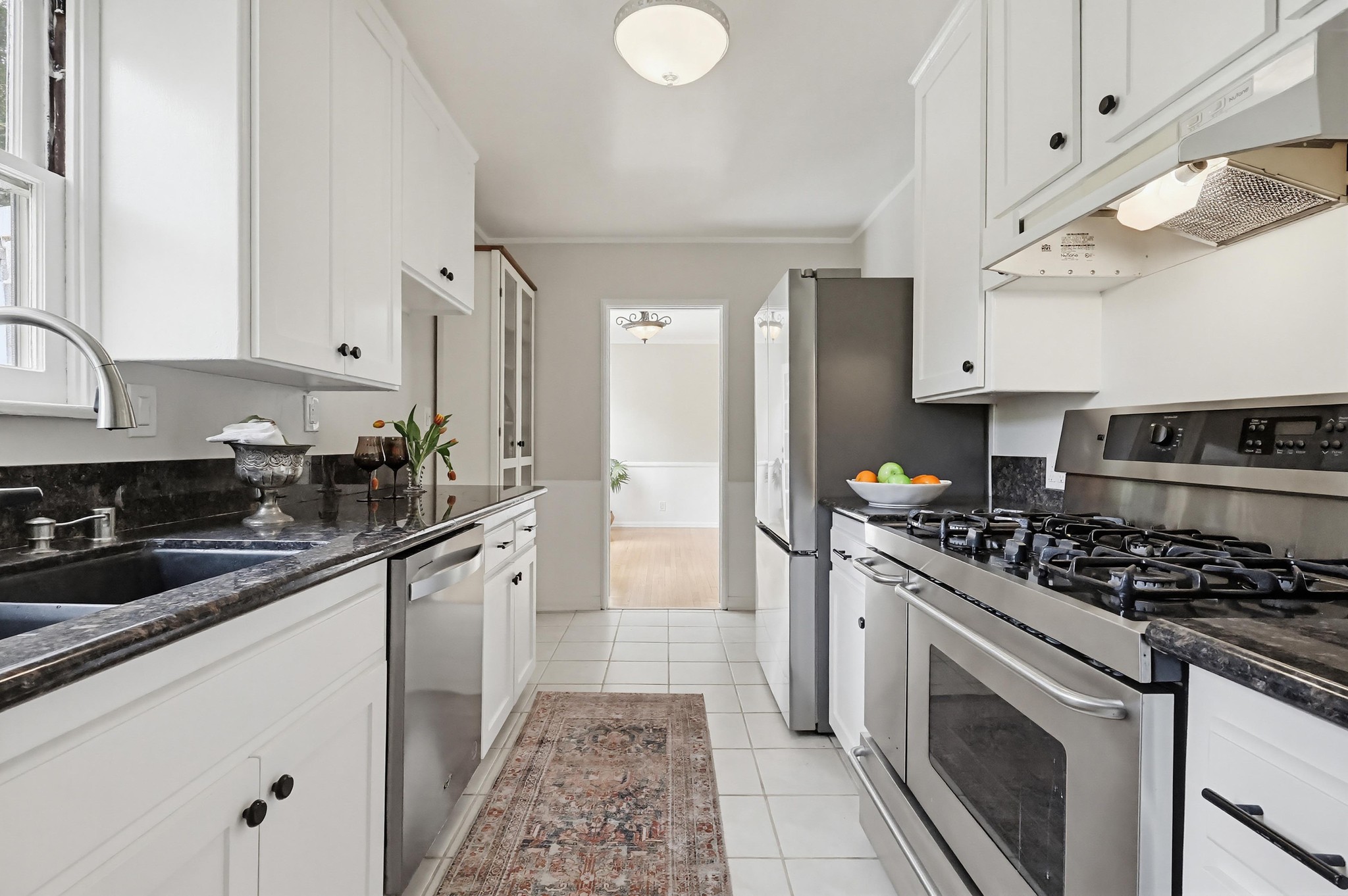 Virtual tour photo 38 of 93 for 15151 Encanto Dr, "Enchantment"