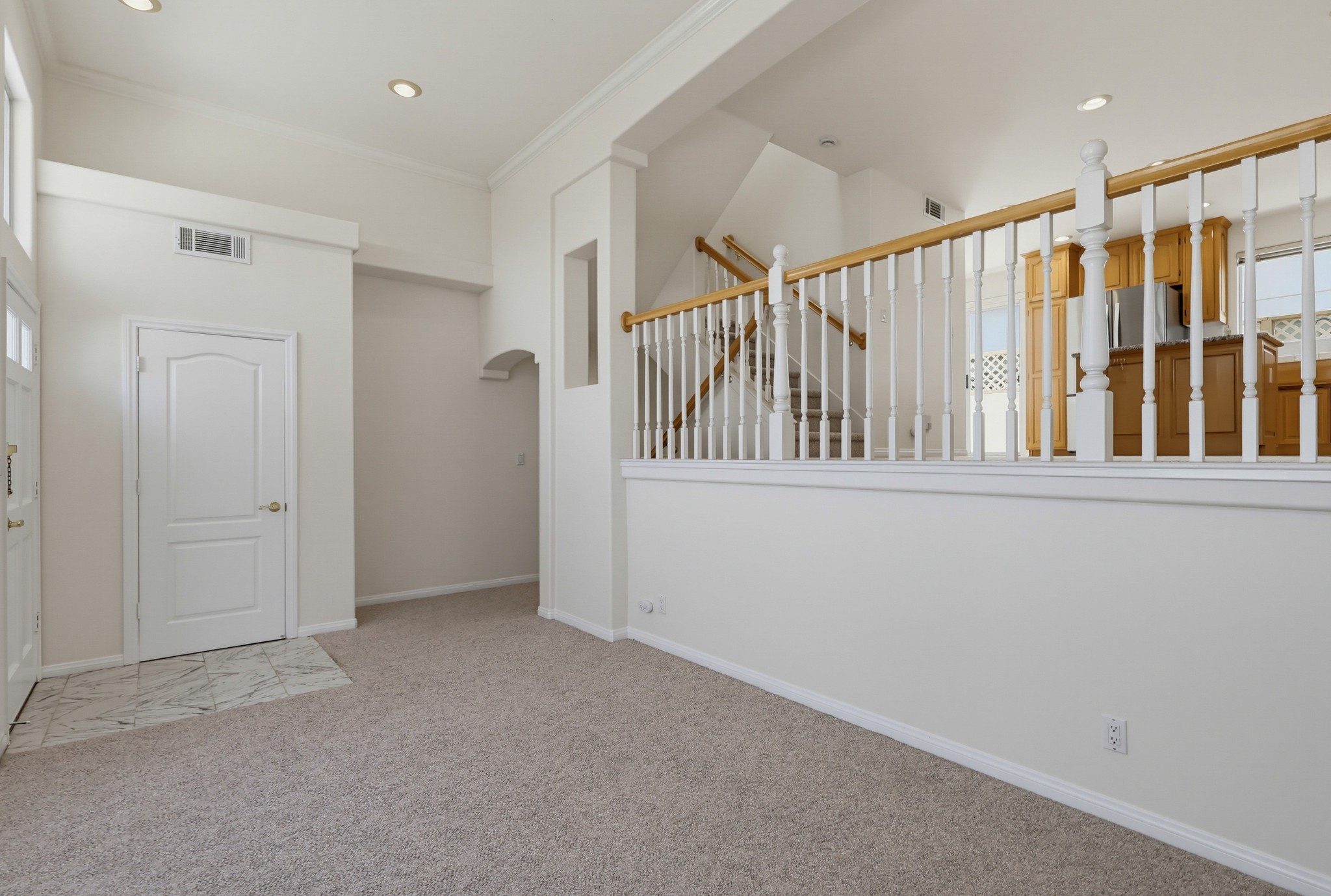 Virtual tour photo 21 of 88 for 1516 Cravens Ave Unit 13