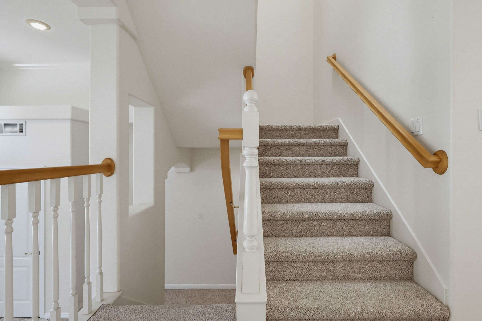 Virtual tour photo 28 of 88 for 1516 Cravens Ave Unit 13