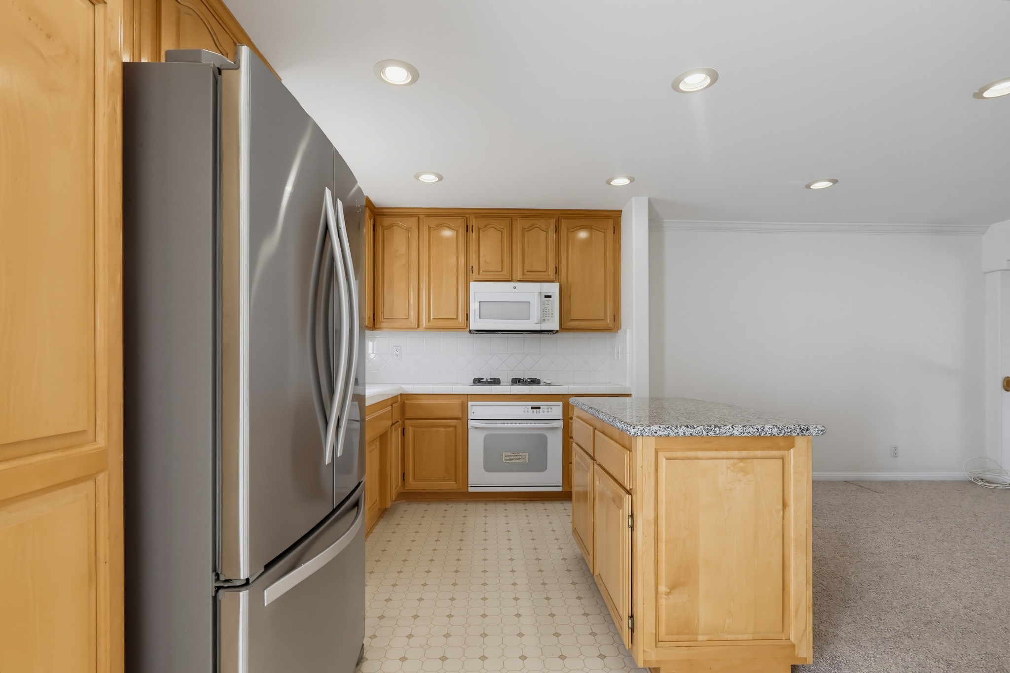 Virtual tour photo 39 of 88 for 1516 Cravens Ave Unit 13
