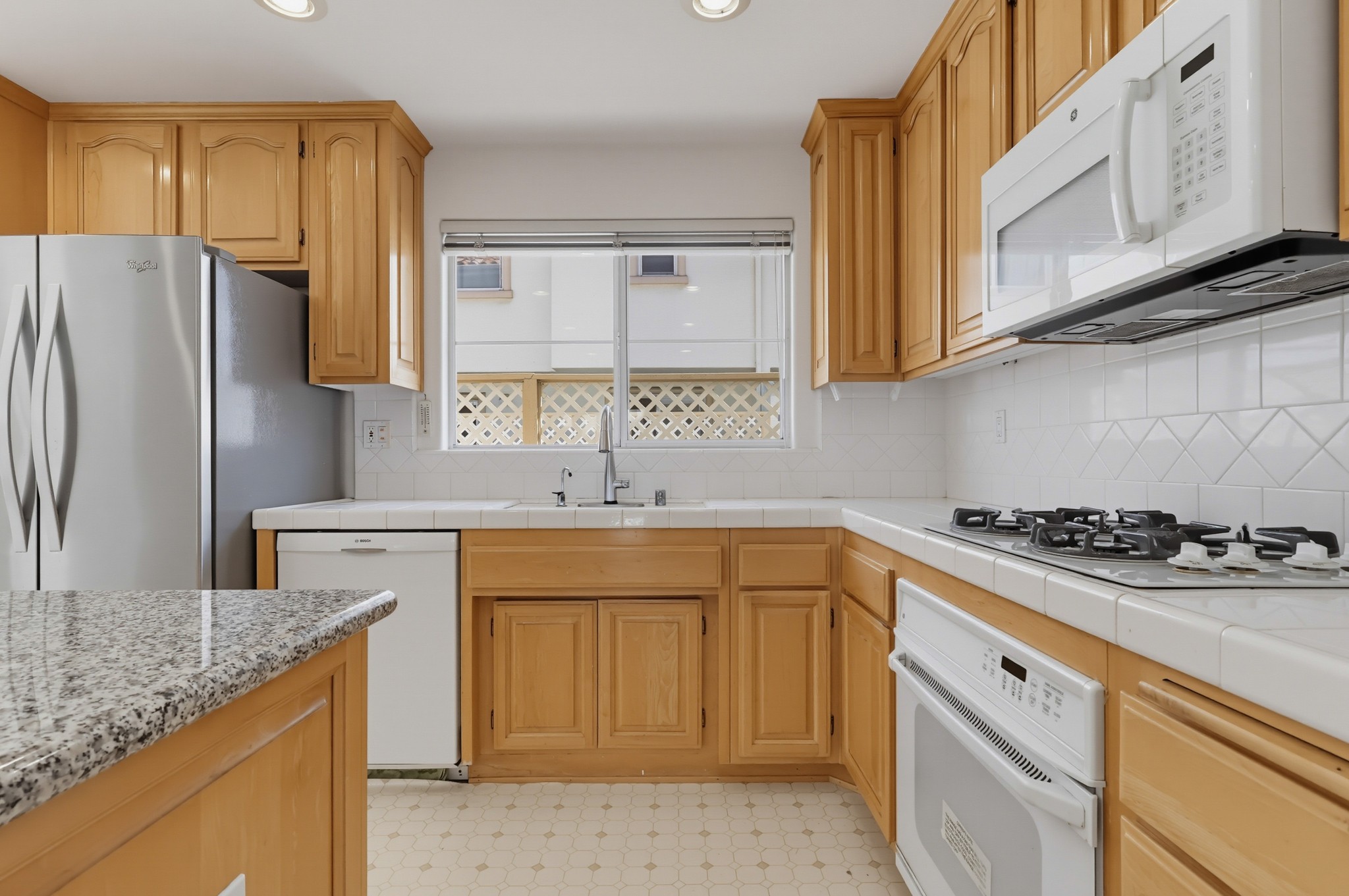 Virtual tour photo 45 of 88 for 1516 Cravens Ave Unit 13