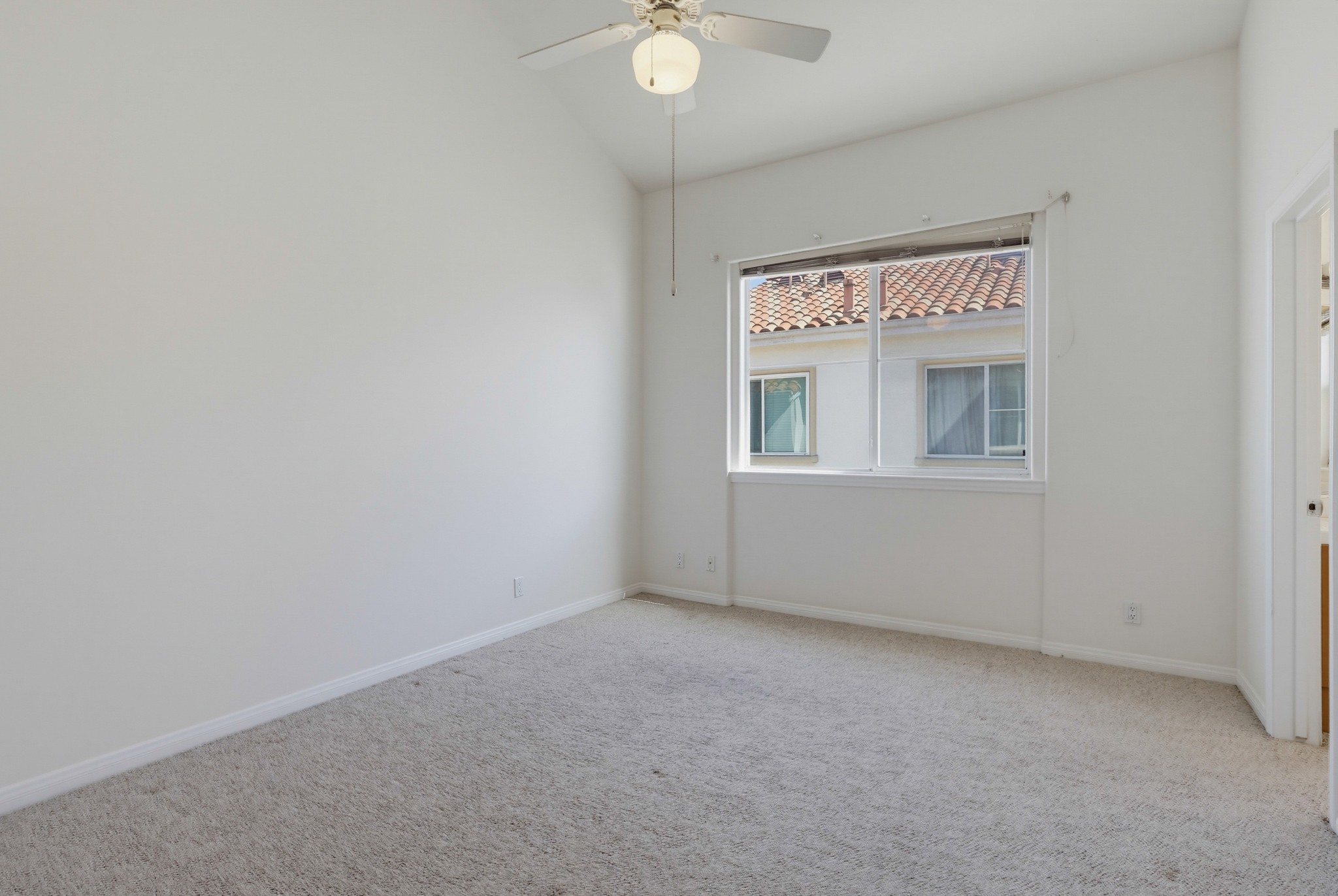 Virtual tour photo 56 of 88 for 1516 Cravens Ave Unit 13