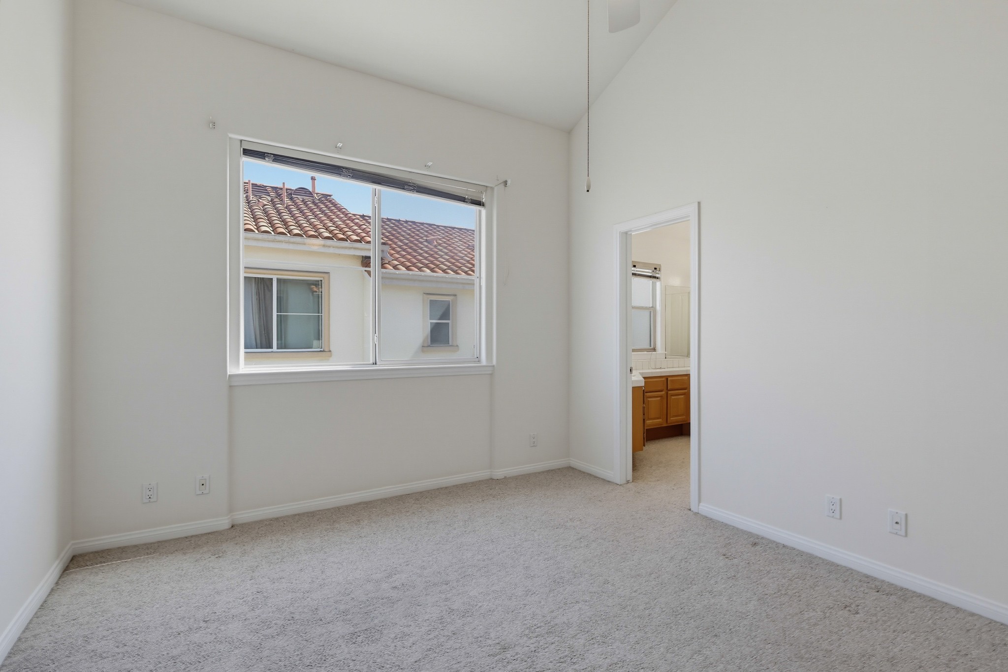 Virtual tour photo 57 of 88 for 1516 Cravens Ave Unit 13