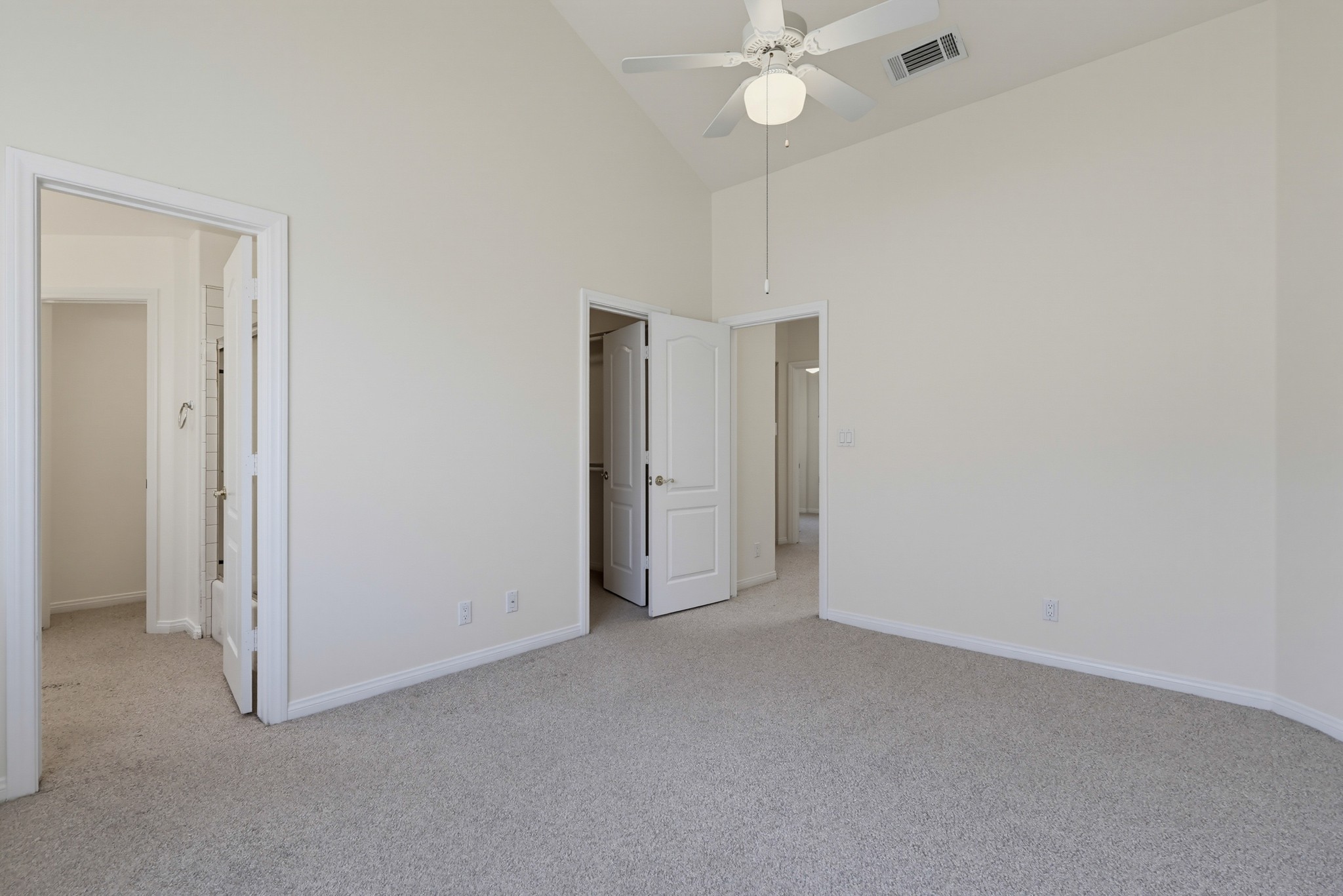 Virtual tour photo 58 of 88 for 1516 Cravens Ave Unit 13