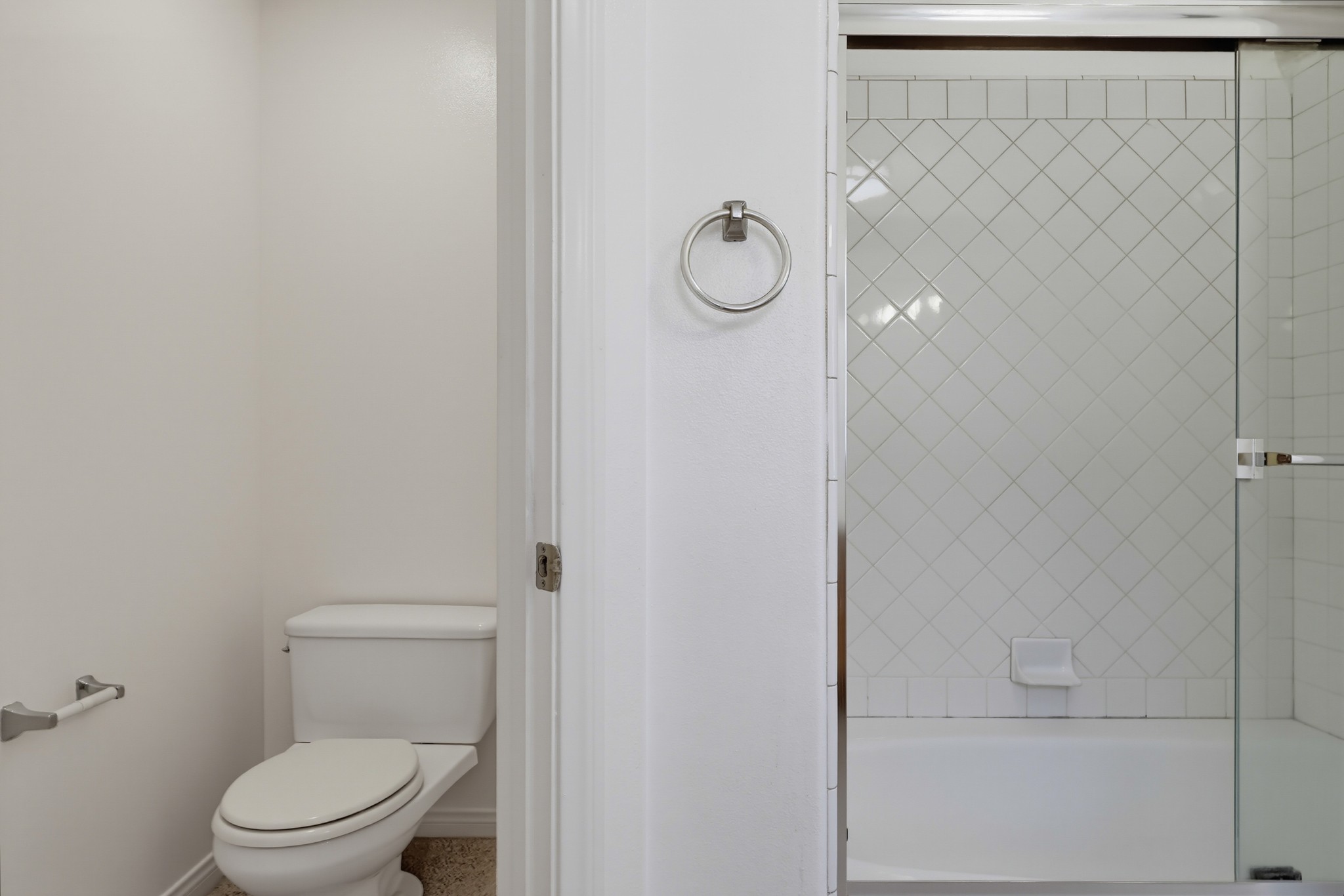 Virtual tour photo 62 of 88 for 1516 Cravens Ave Unit 13