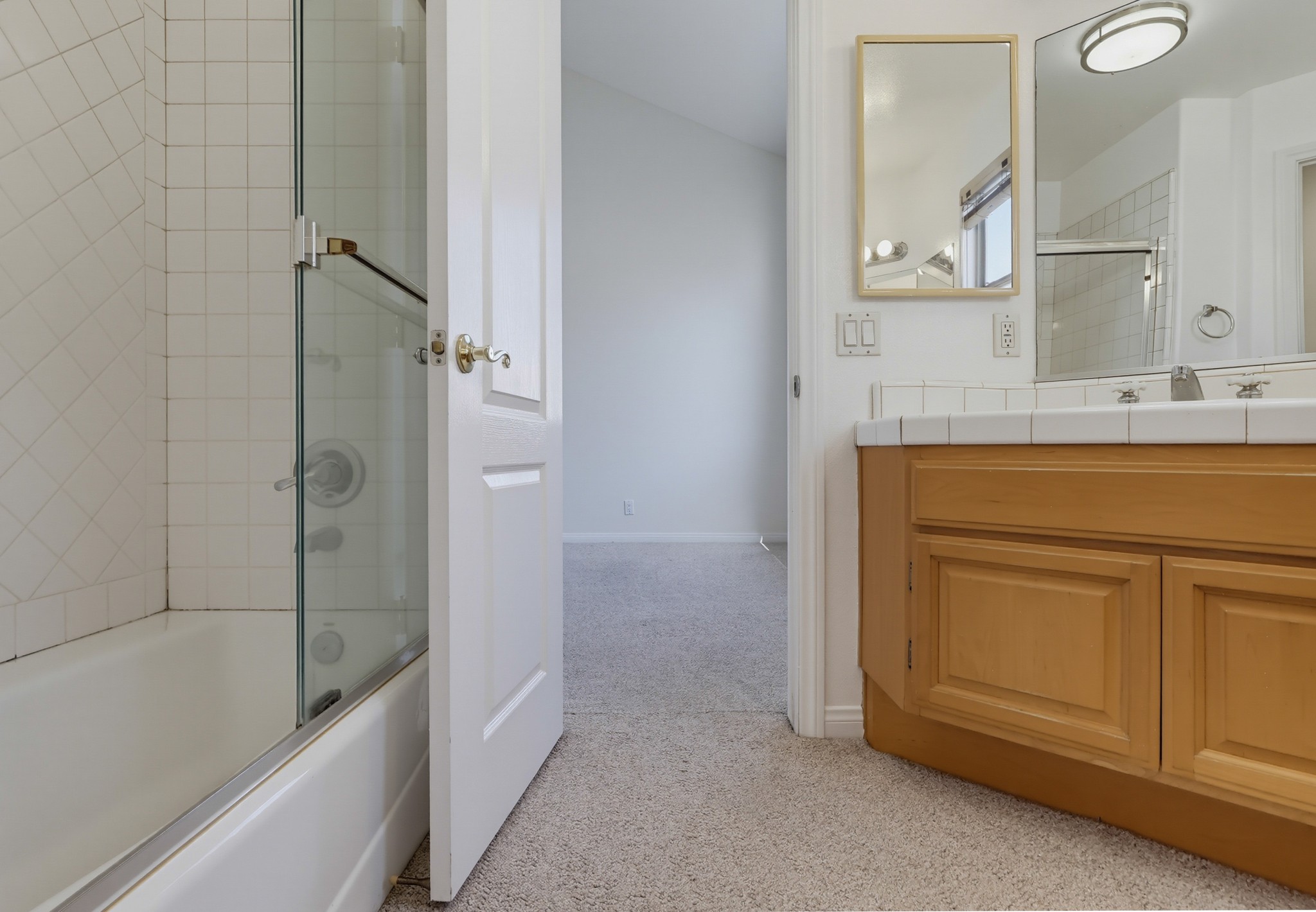 Virtual tour photo 64 of 88 for 1516 Cravens Ave Unit 13