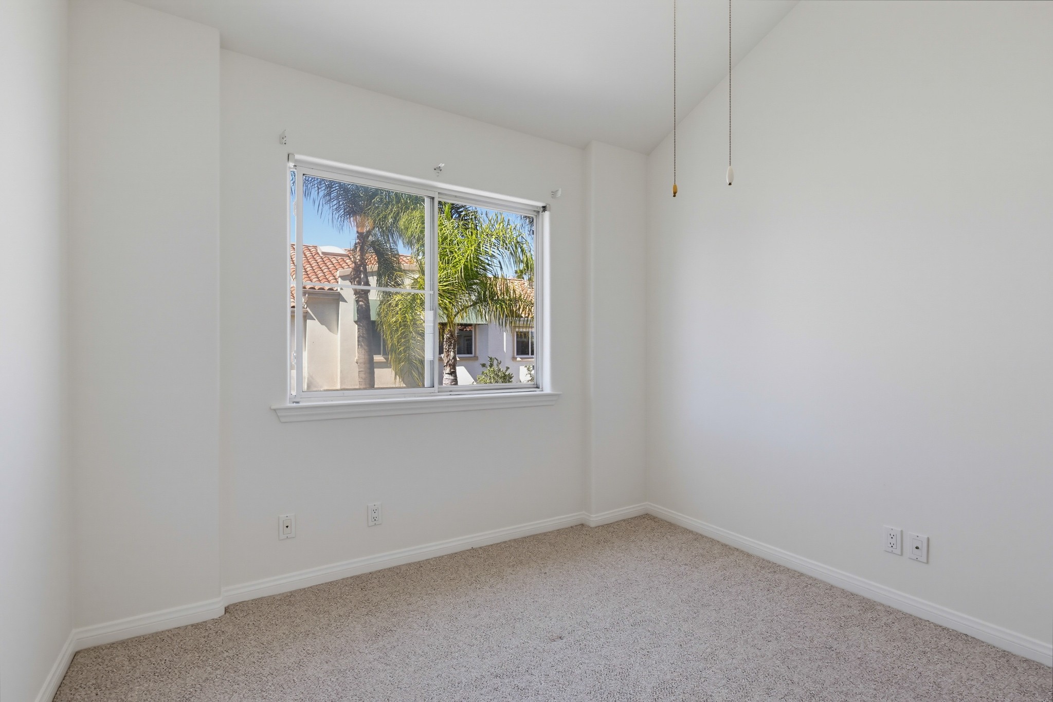 Virtual tour photo 66 of 88 for 1516 Cravens Ave Unit 13