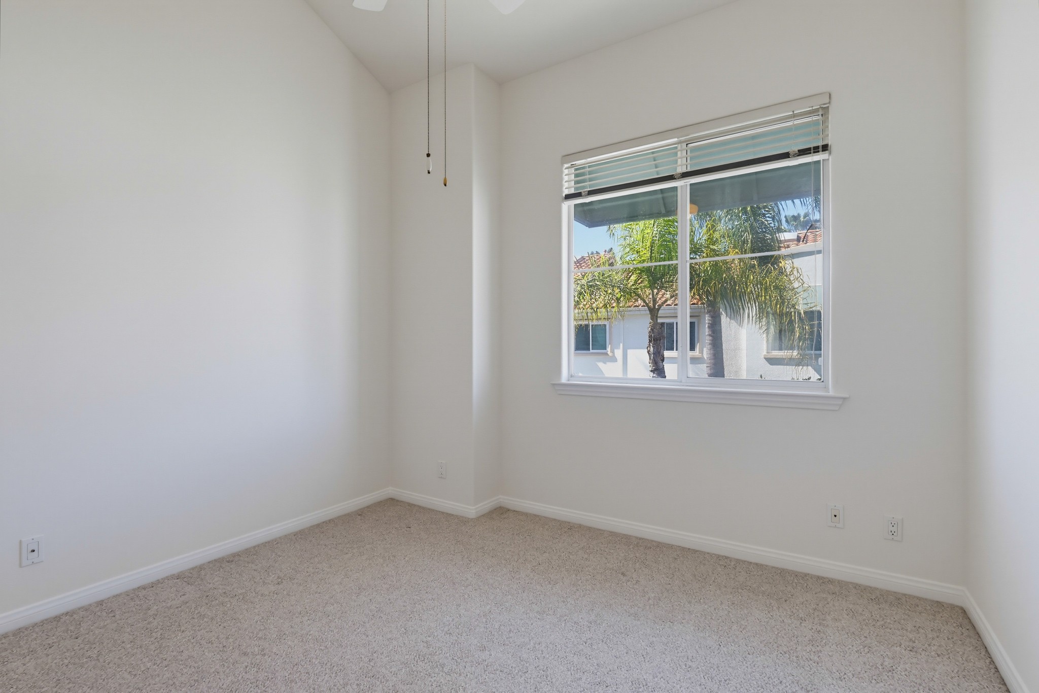 Virtual tour photo 68 of 88 for 1516 Cravens Ave Unit 13