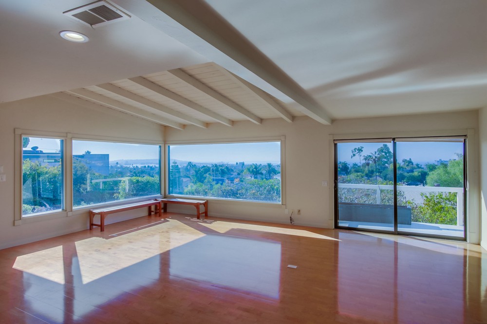 Virtual tour photo 9 of 53 for 1516 Loring St