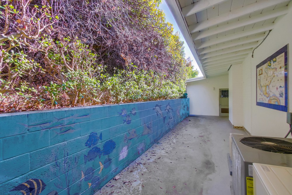 Virtual tour photo 51 of 53 for 1516 Loring St