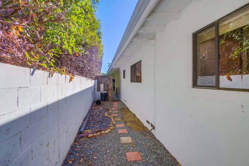 Virtual tour photo 53 of 53 for 1516 Loring St