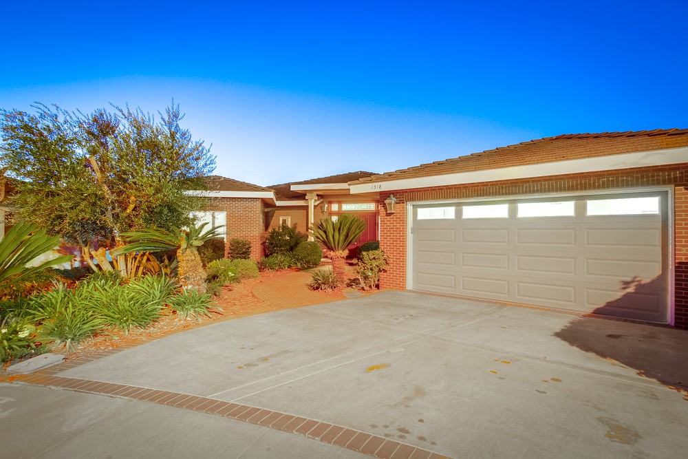 Virtual tour photo 1 of 114 for 1518 Dorcas St