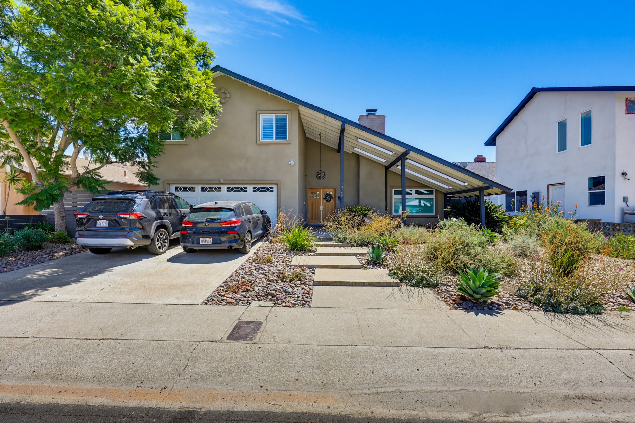 Virtual tour photo 1 of 45 for 15185 Andorra Way