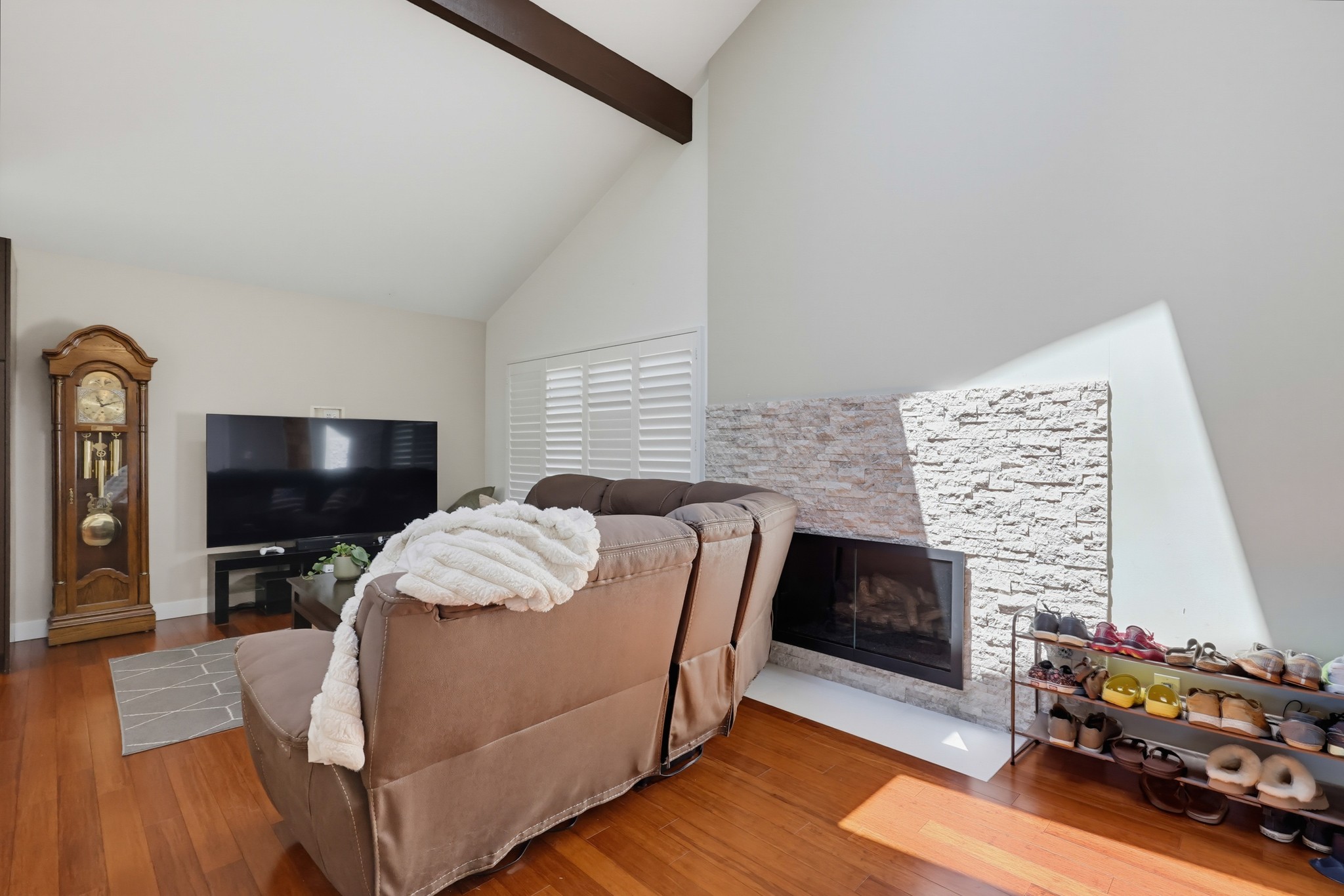 Virtual tour photo 9 of 45 for 15185 Andorra Way