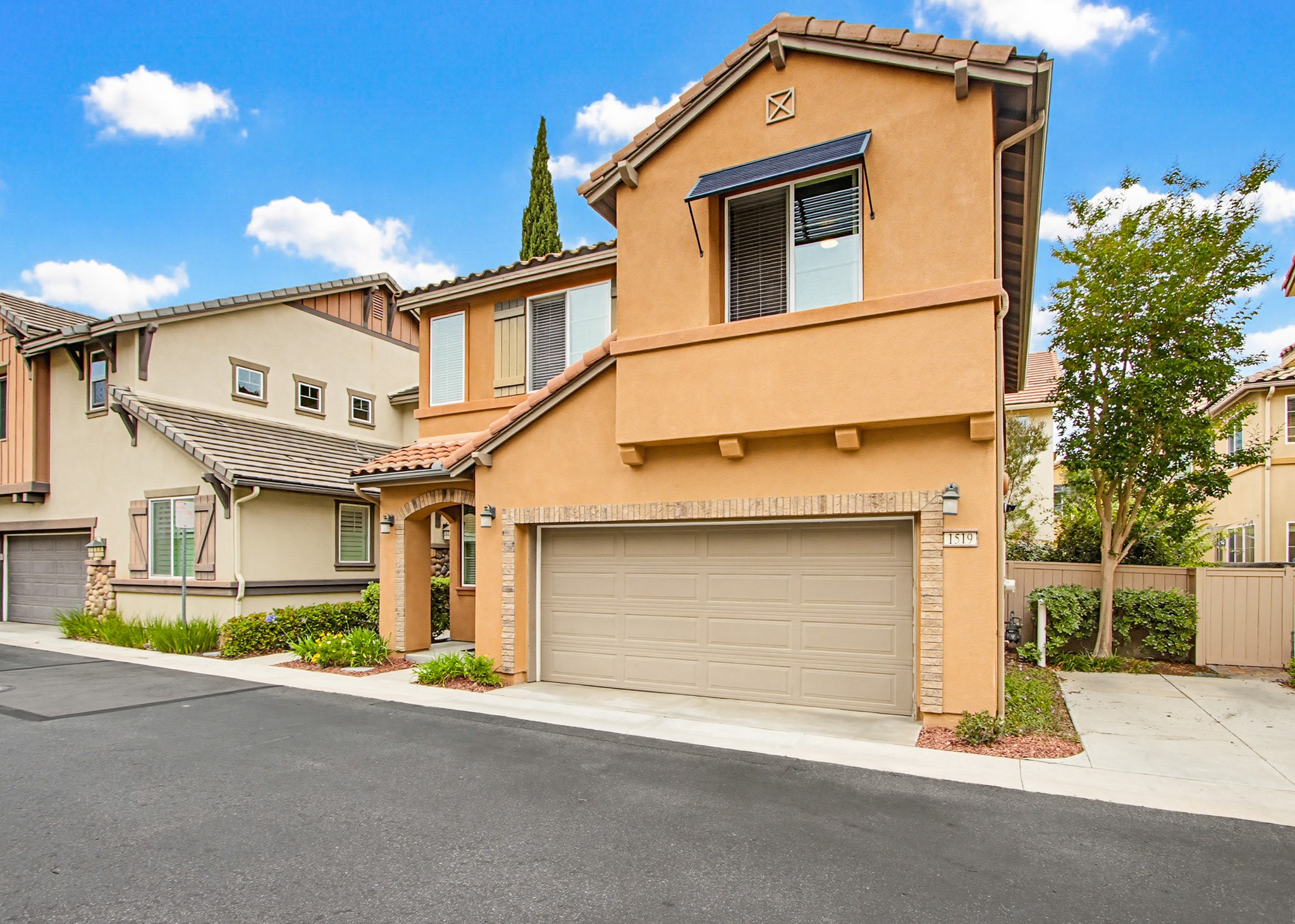 Virtual tour photo 3 of 49 for 1519 Chert Dr