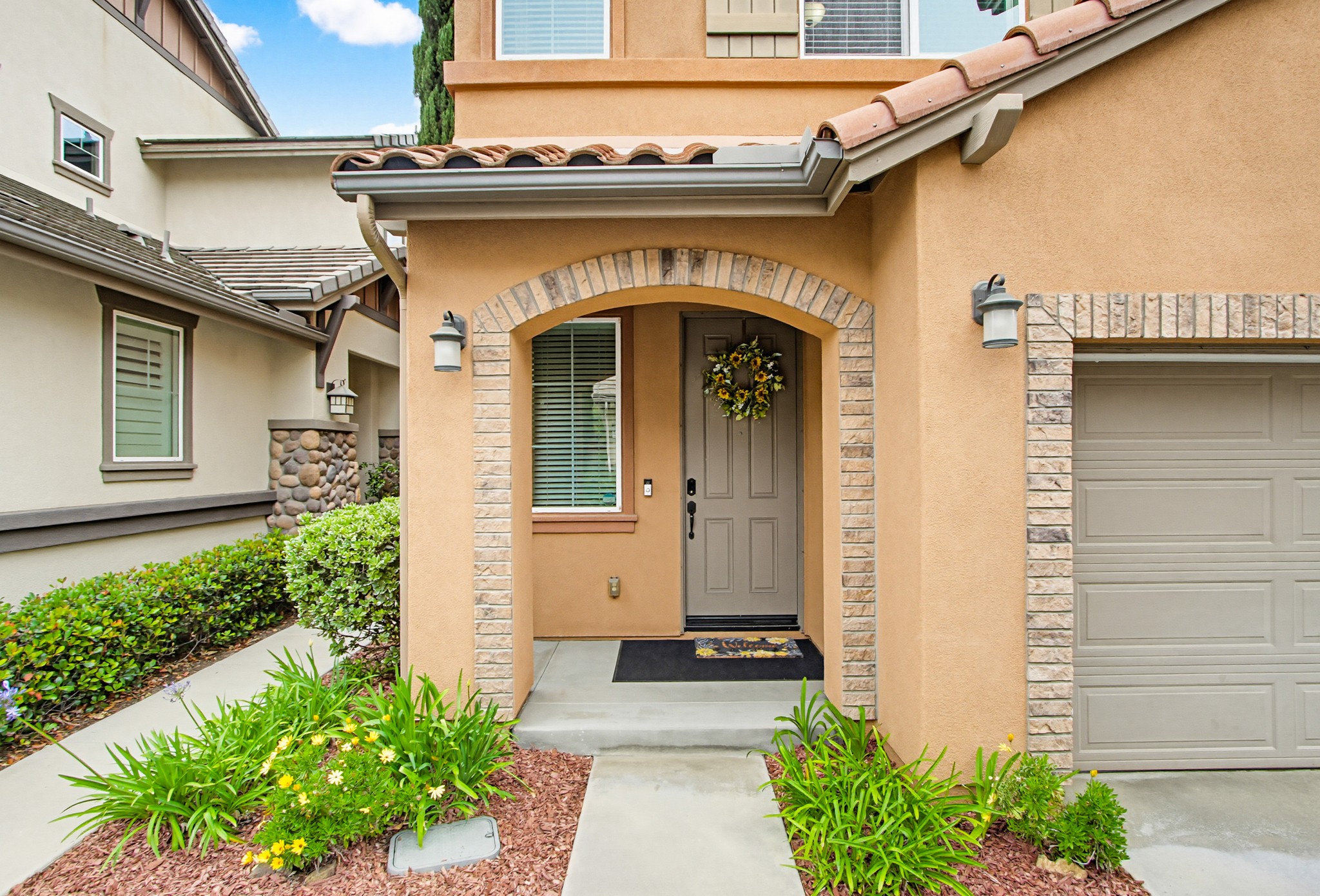 Virtual tour photo 4 of 49 for 1519 Chert Dr