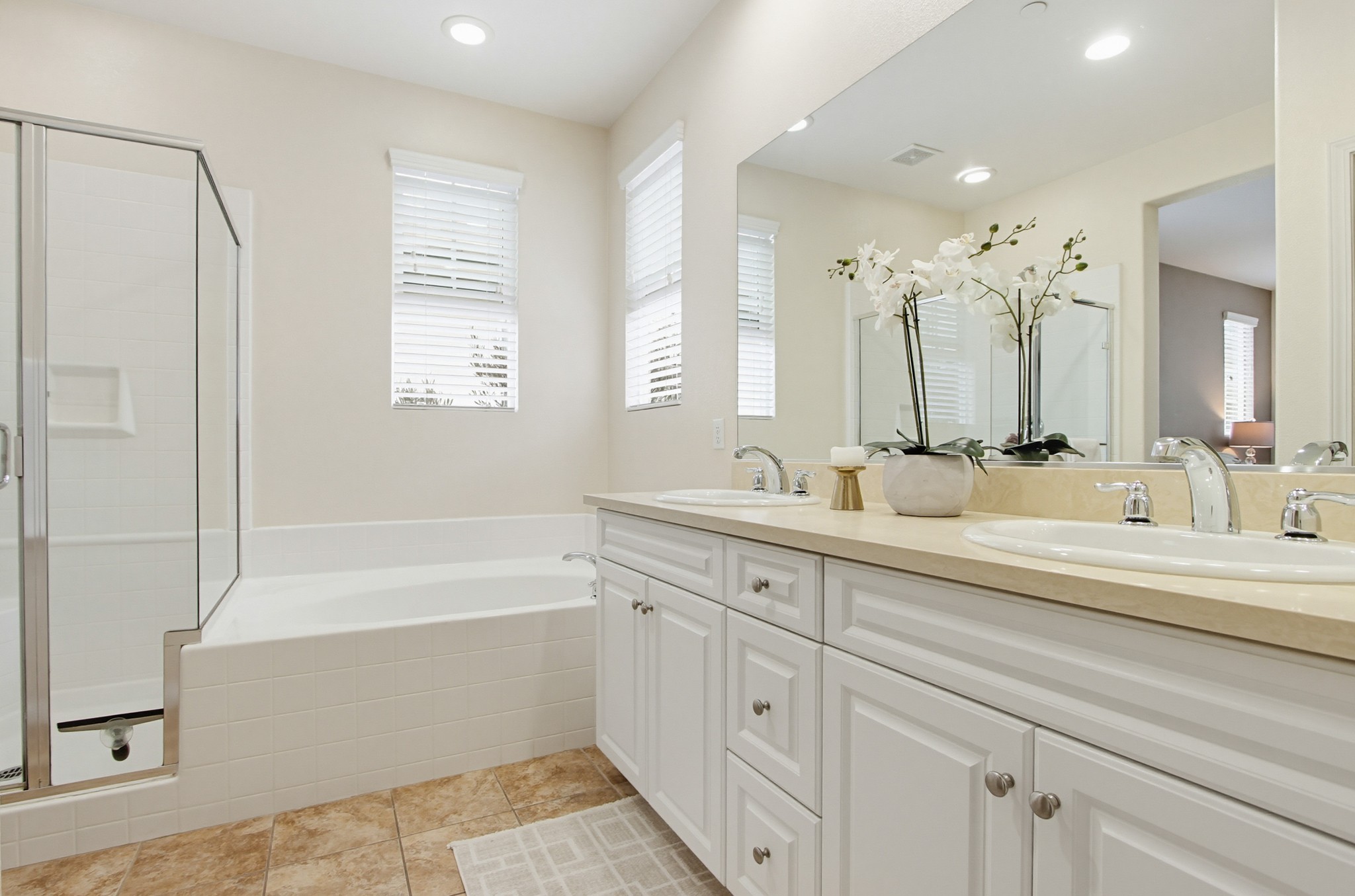 Virtual tour photo 24 of 49 for 1519 Chert Dr