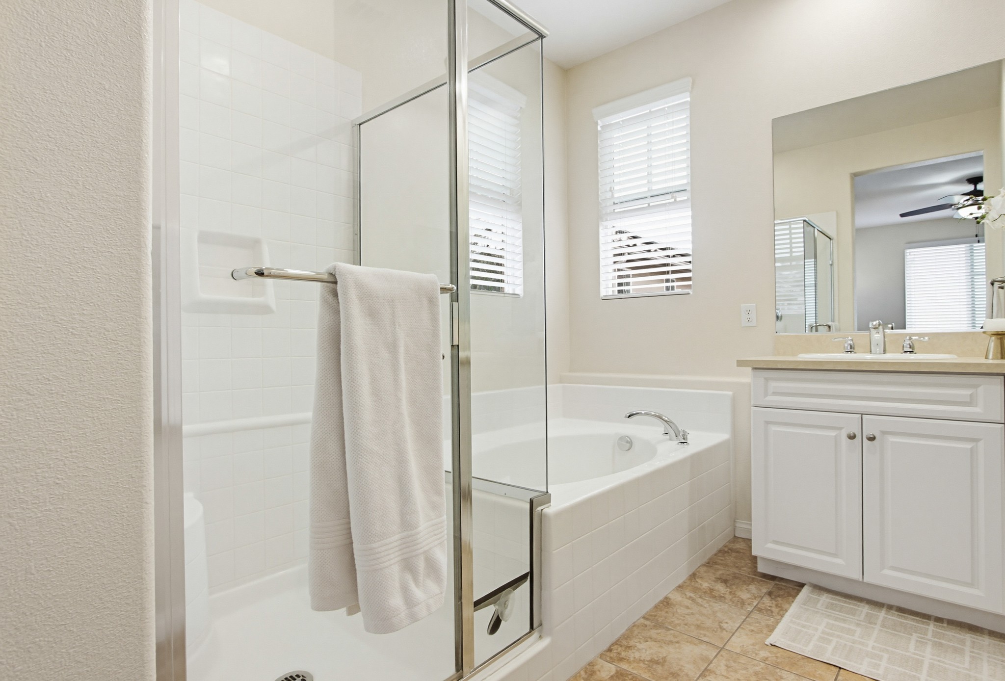 Virtual tour photo 25 of 49 for 1519 Chert Dr