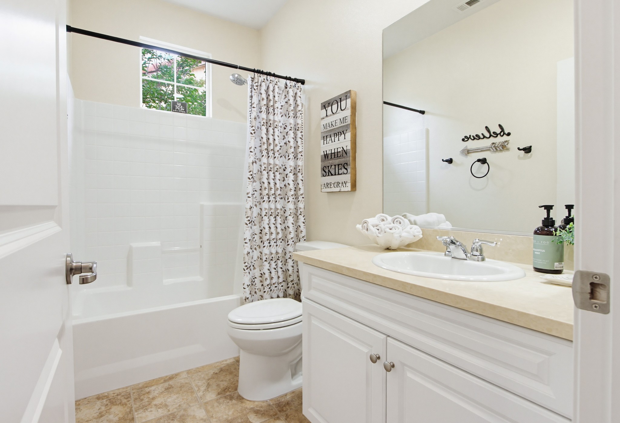 Virtual tour photo 32 of 49 for 1519 Chert Dr