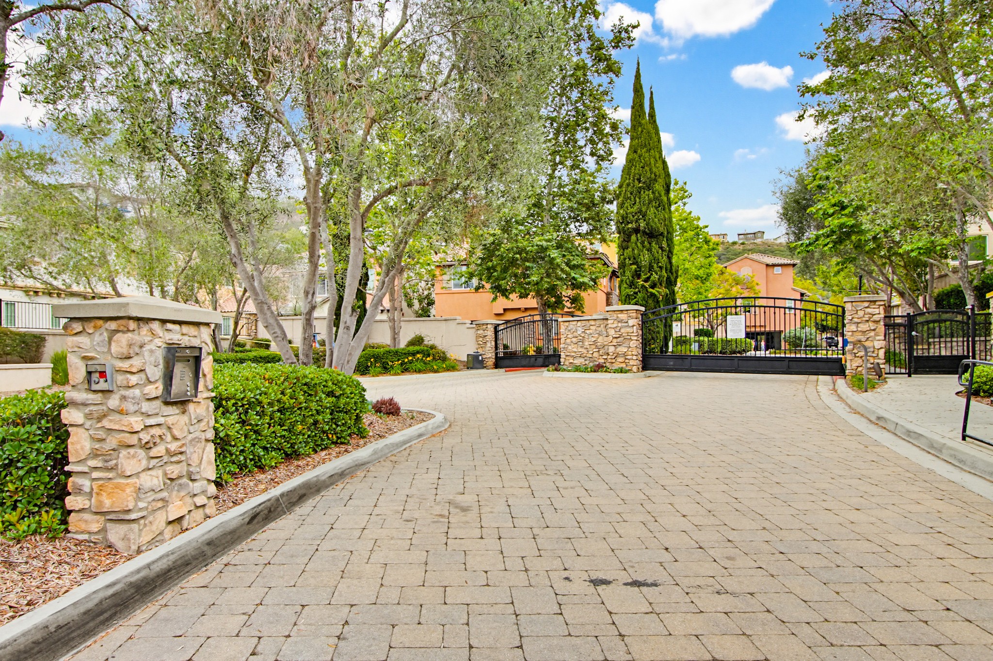 Virtual tour photo 48 of 49 for 1519 Chert Dr