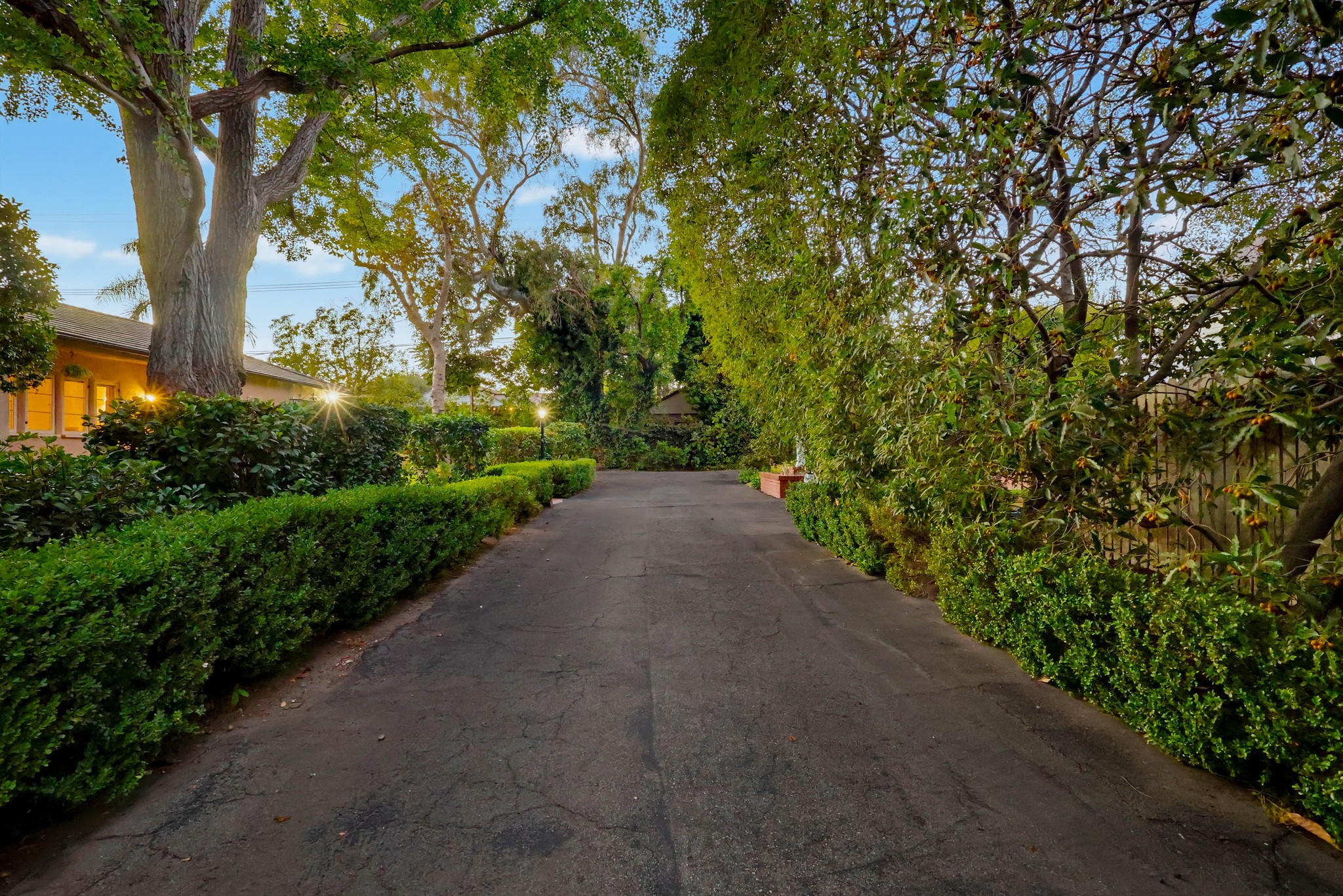 Virtual tour photo 1 of 126 for 1519 Wilson Ave