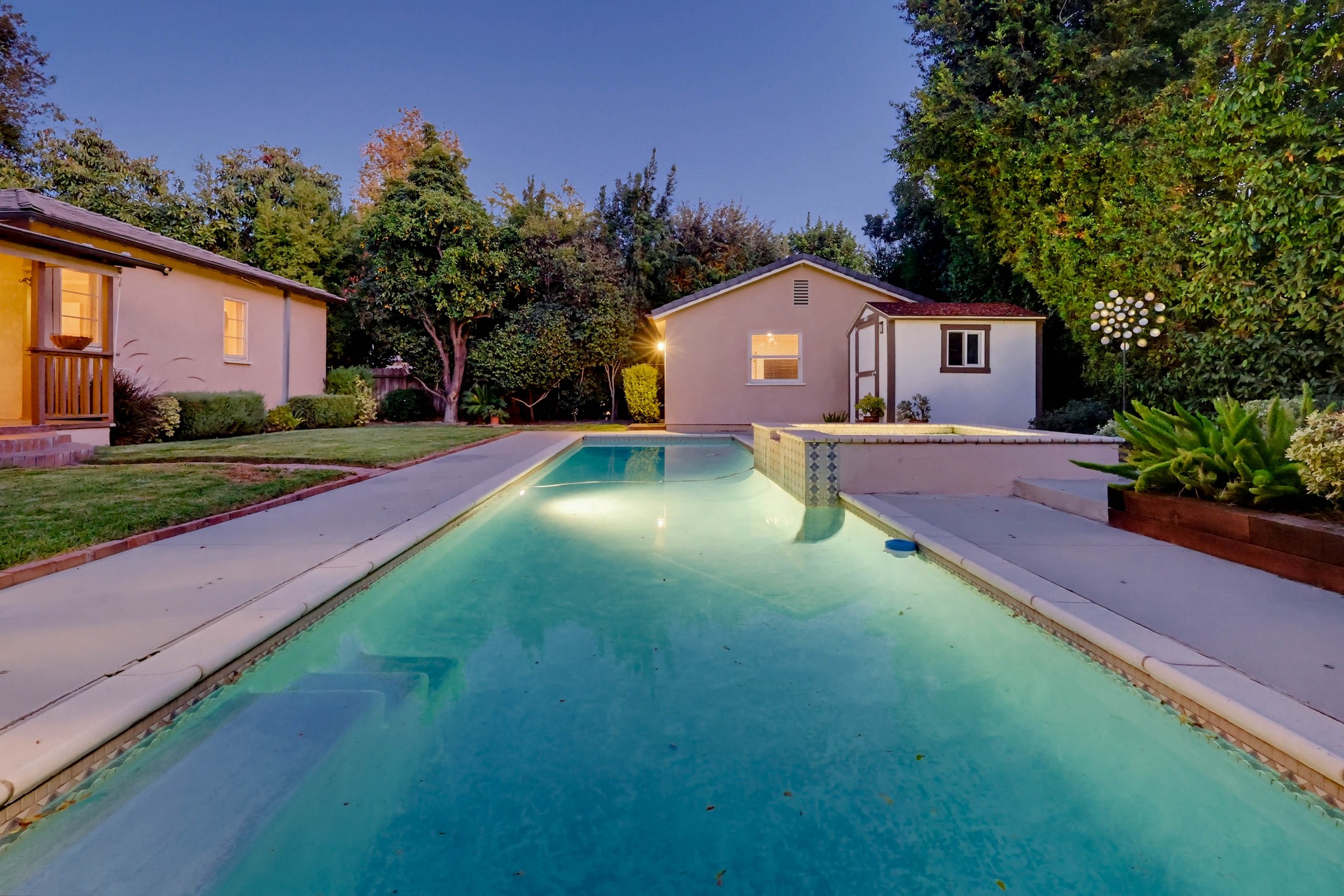 Virtual tour photo 16 of 126 for 1519 Wilson Ave