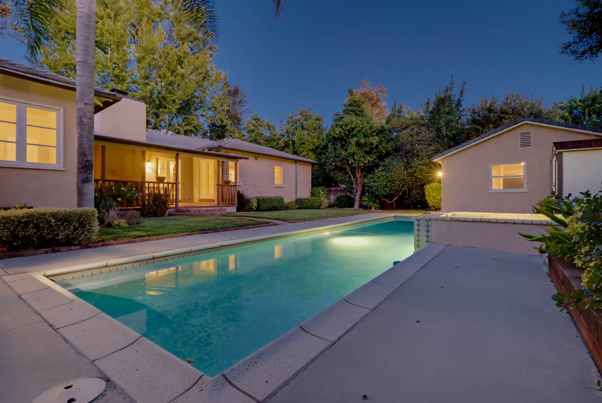 Virtual tour photo 17 of 126 for 1519 Wilson Ave