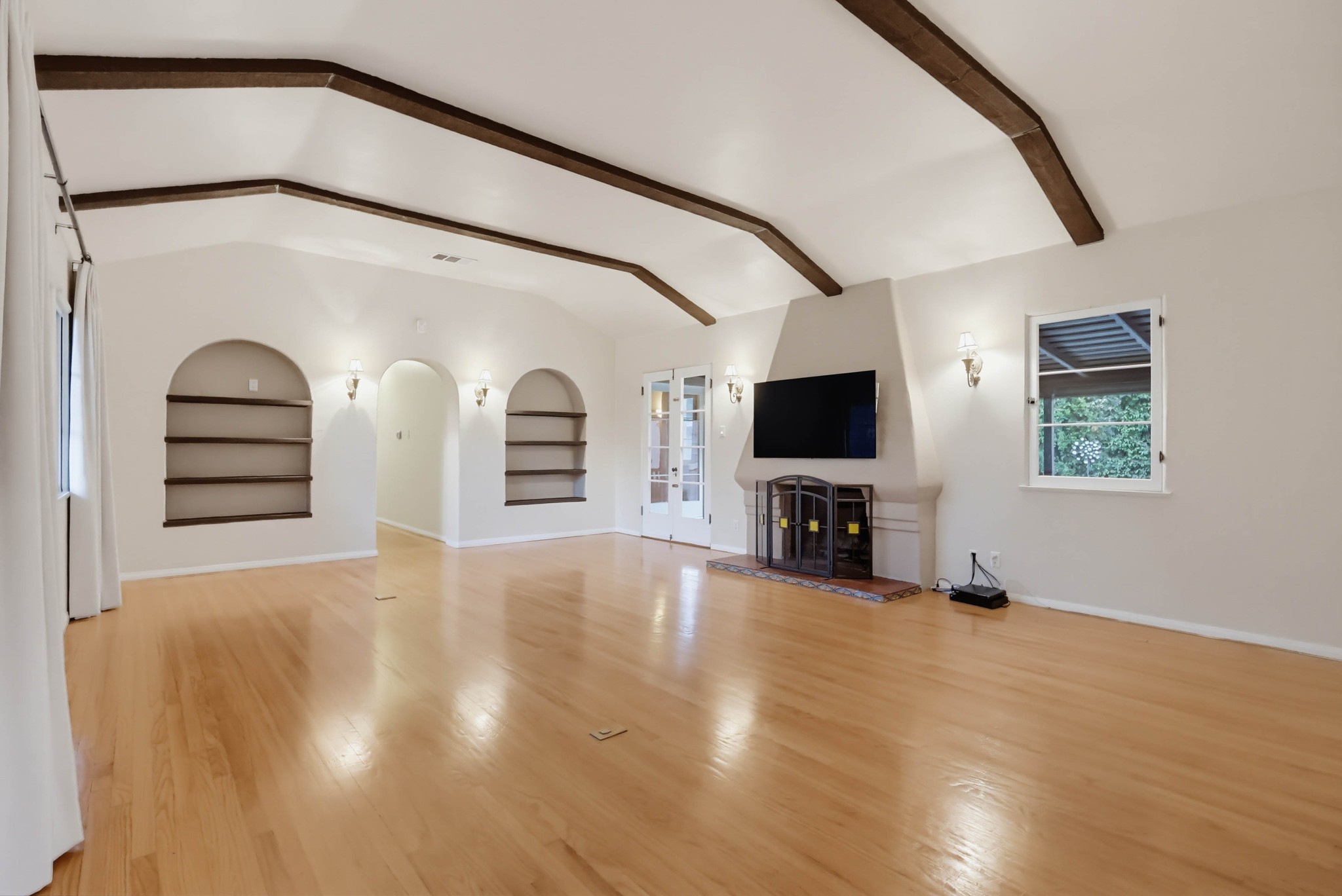 Virtual tour photo 34 of 126 for 1519 Wilson Ave
