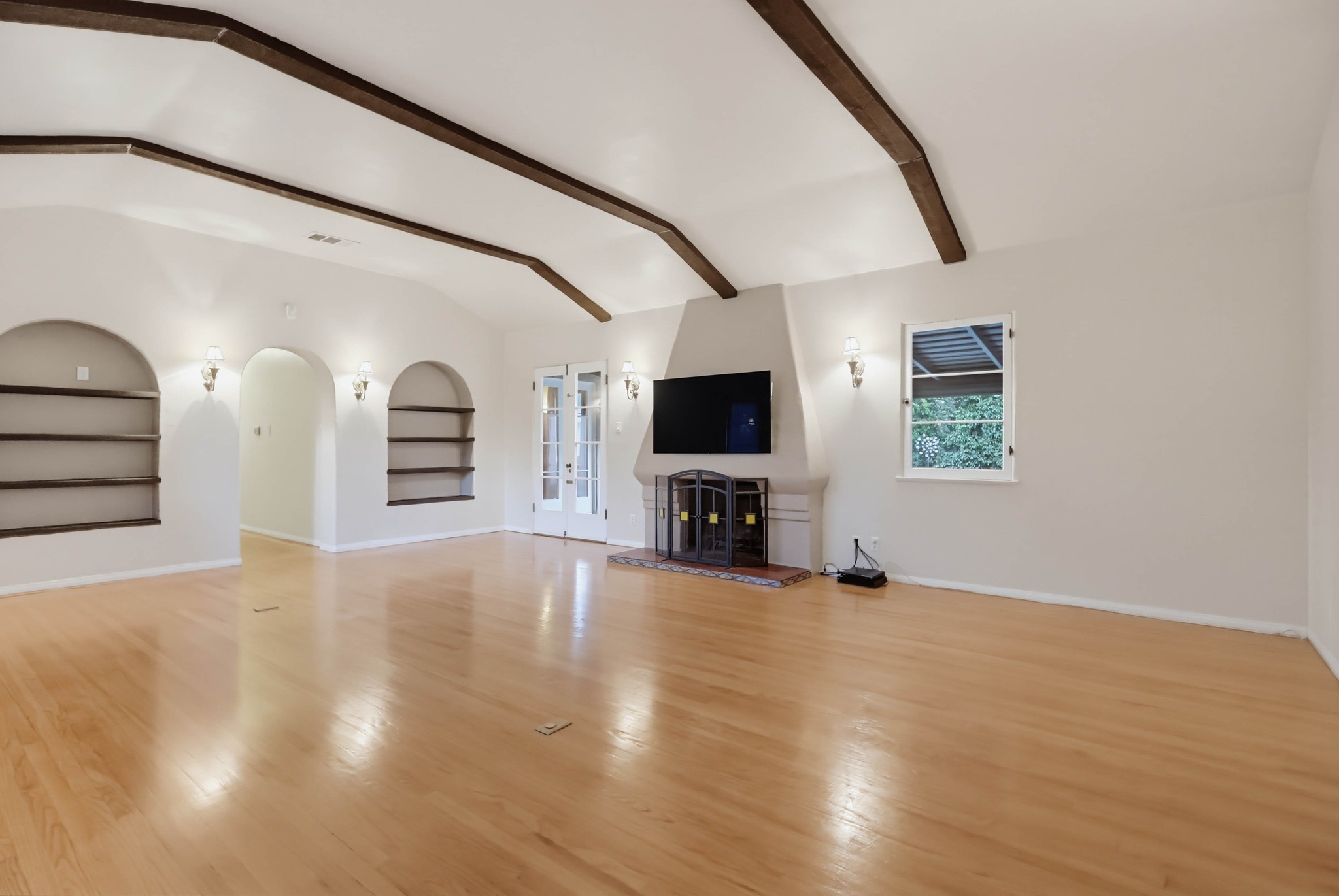 Virtual tour photo 35 of 126 for 1519 Wilson Ave