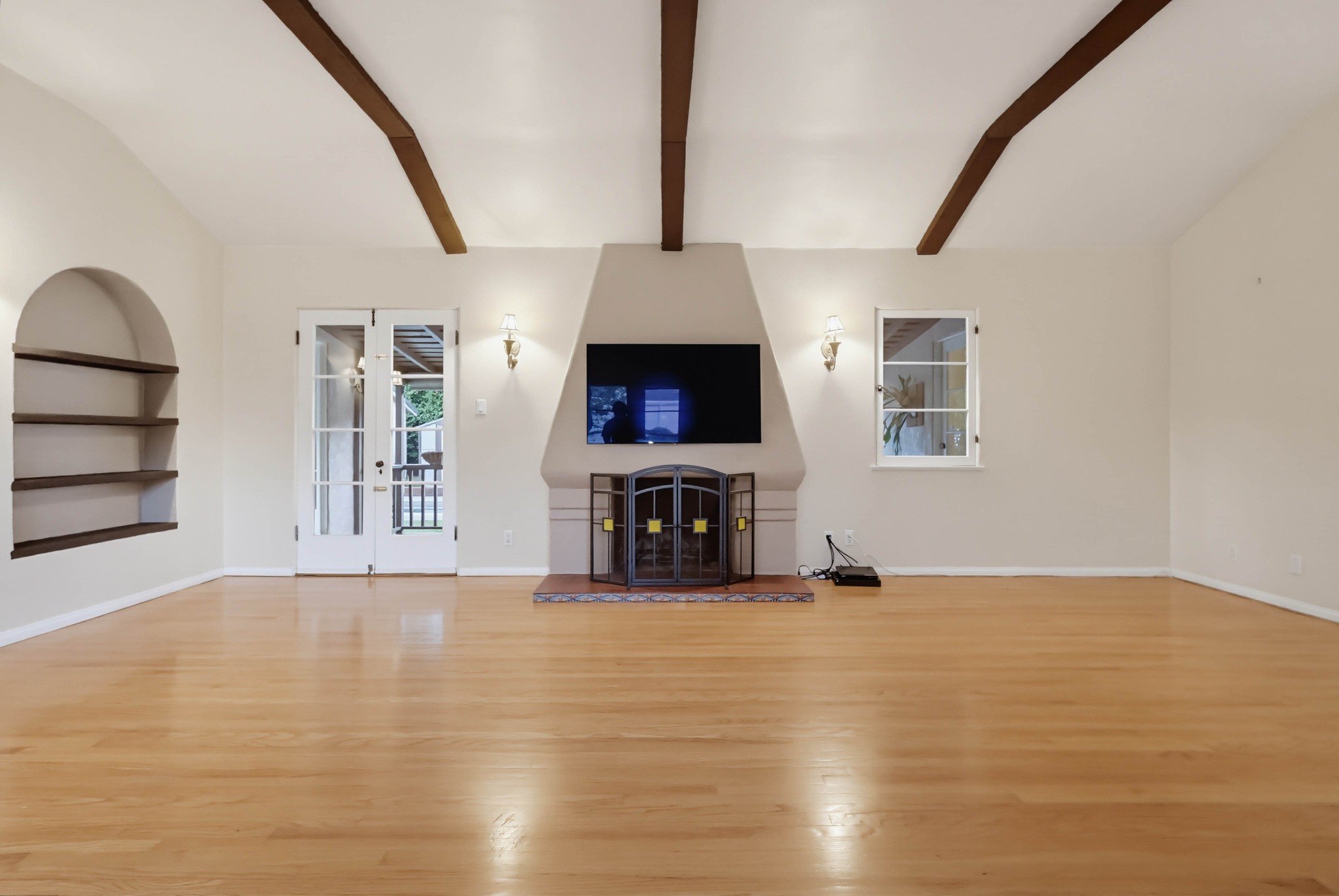 Virtual tour photo 38 of 126 for 1519 Wilson Ave