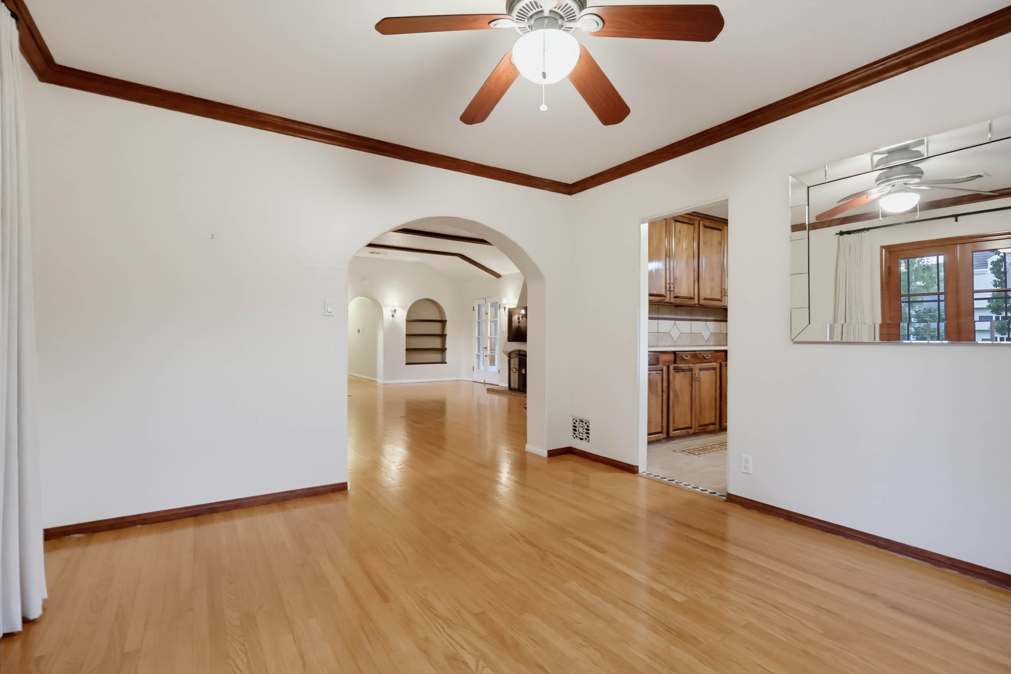 Virtual tour photo 62 of 126 for 1519 Wilson Ave