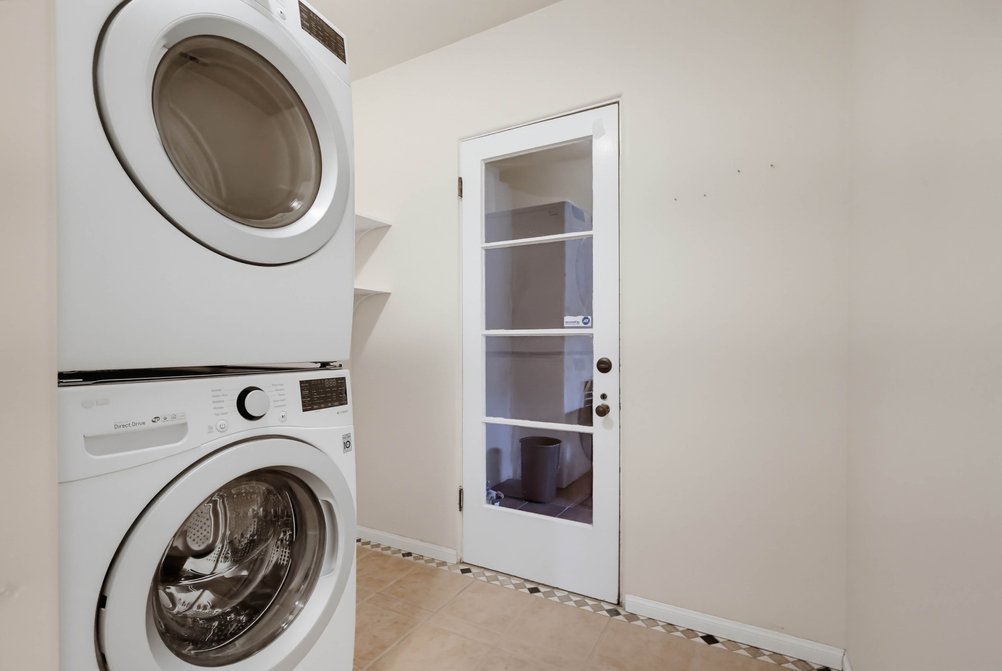 Virtual tour photo 74 of 126 for 1519 Wilson Ave