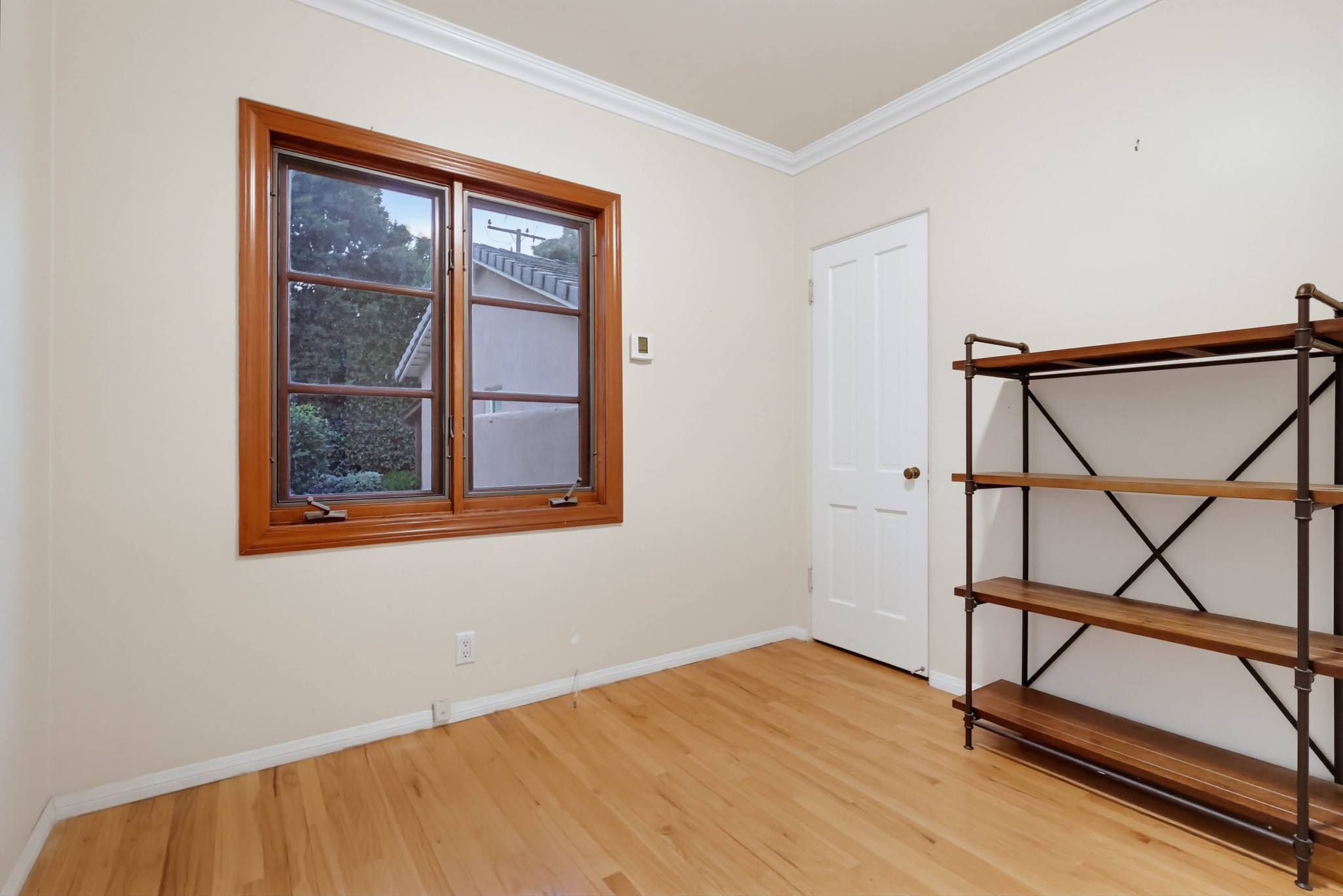 Virtual tour photo 76 of 126 for 1519 Wilson Ave