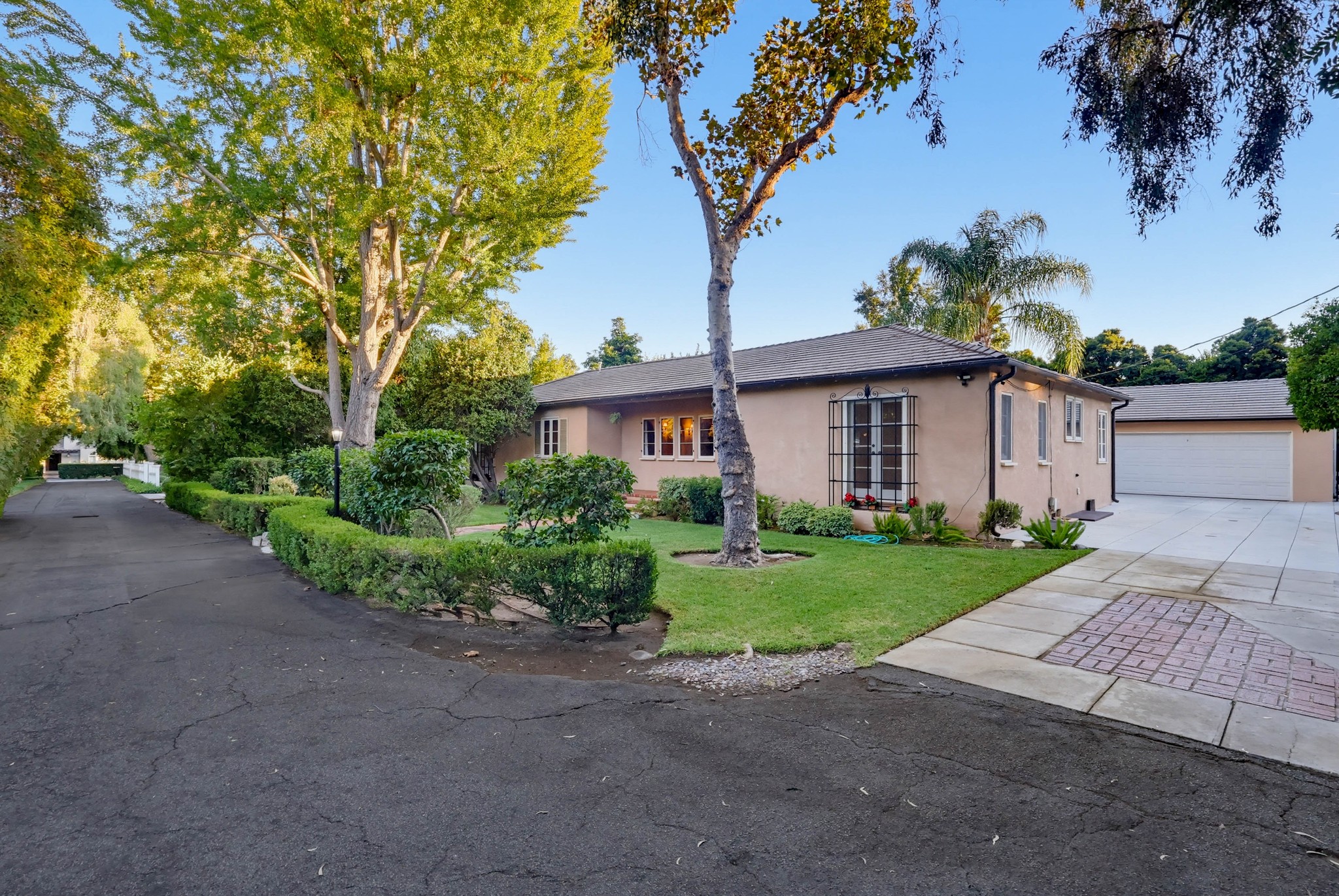 Virtual tour photo 81 of 126 for 1519 Wilson Ave