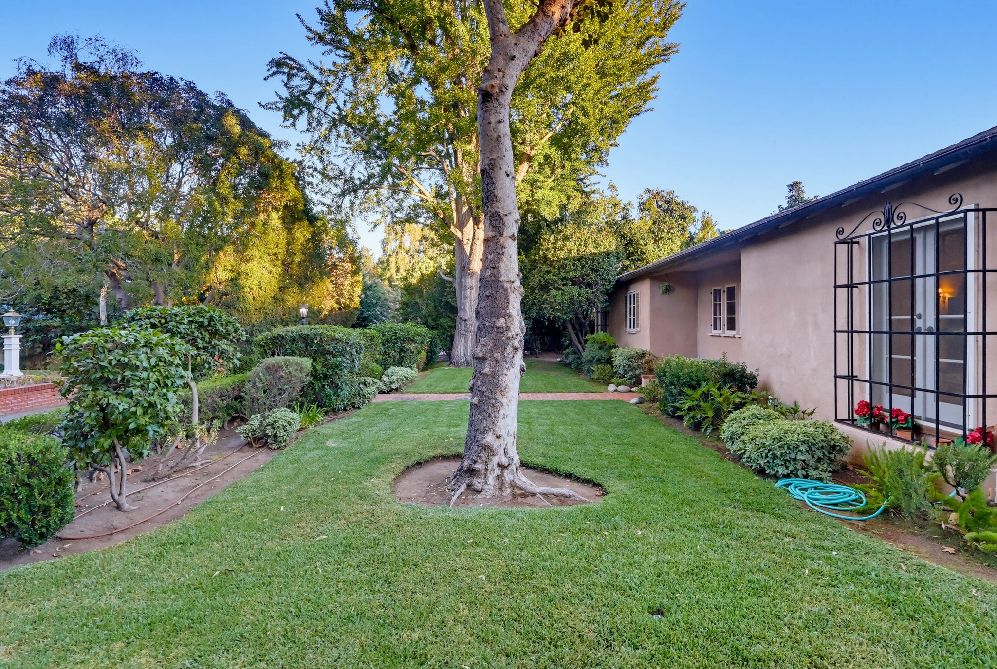Virtual tour photo 83 of 126 for 1519 Wilson Ave