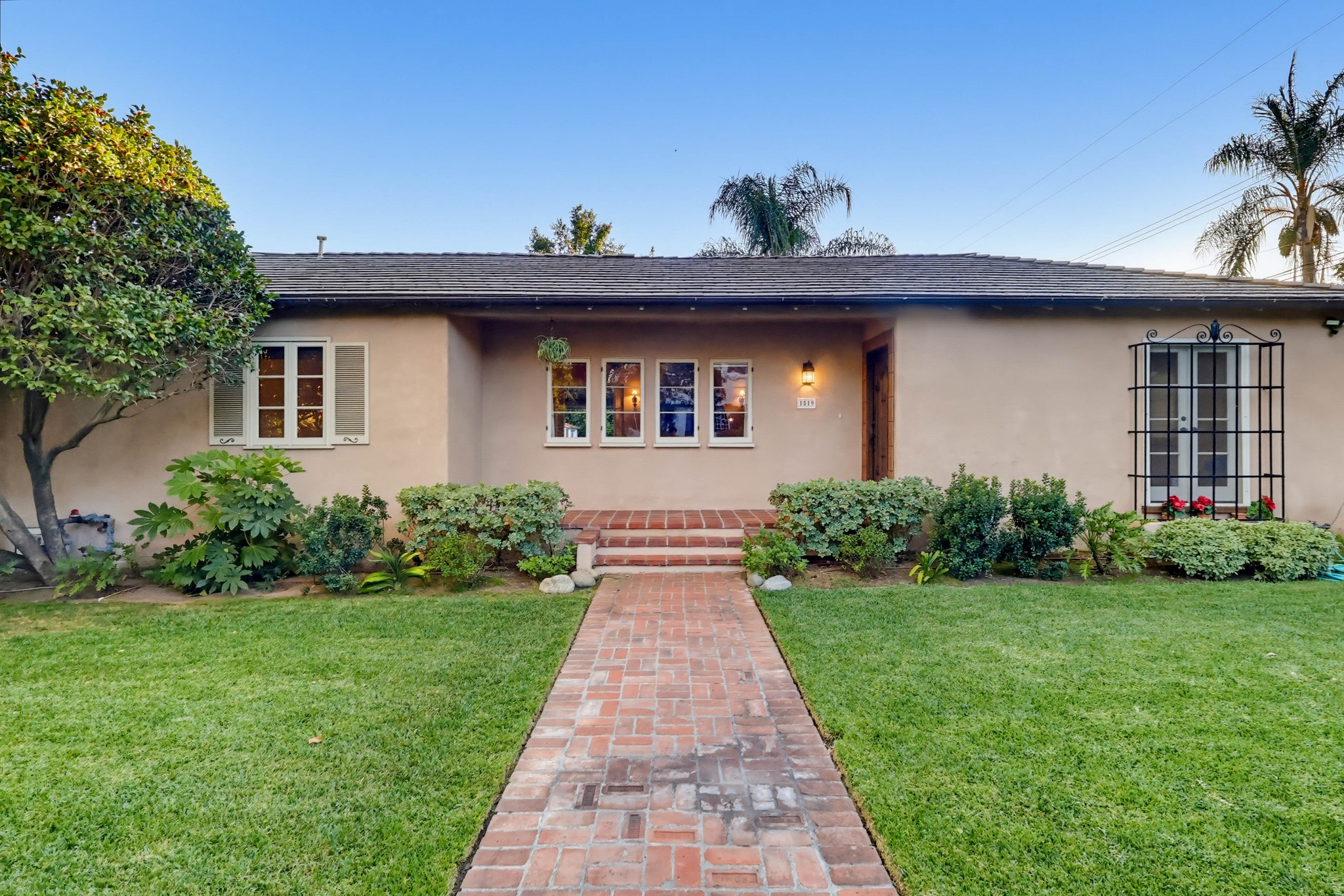 Virtual tour photo 84 of 126 for 1519 Wilson Ave