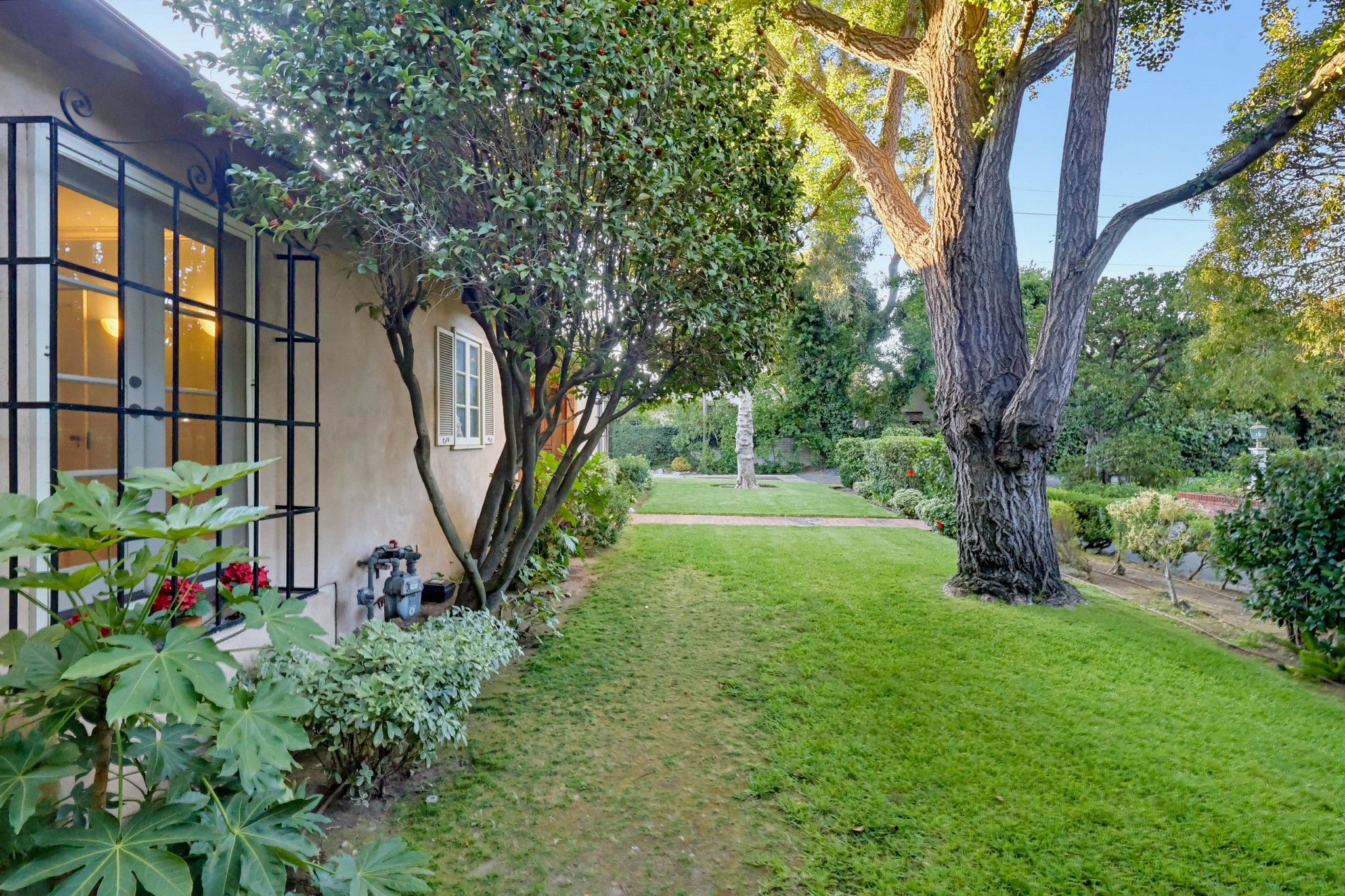 Virtual tour photo 86 of 126 for 1519 Wilson Ave