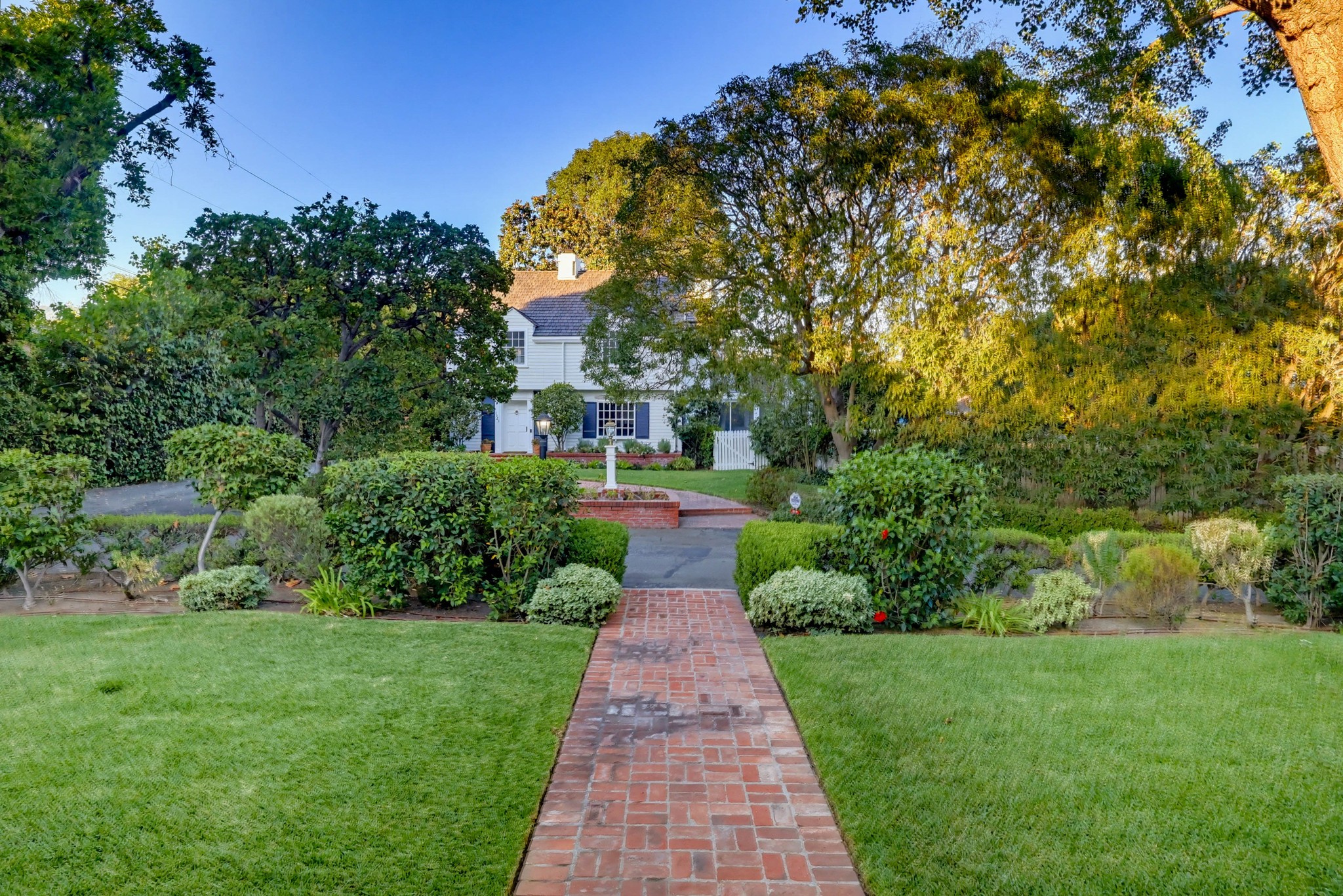 Virtual tour photo 88 of 126 for 1519 Wilson Ave