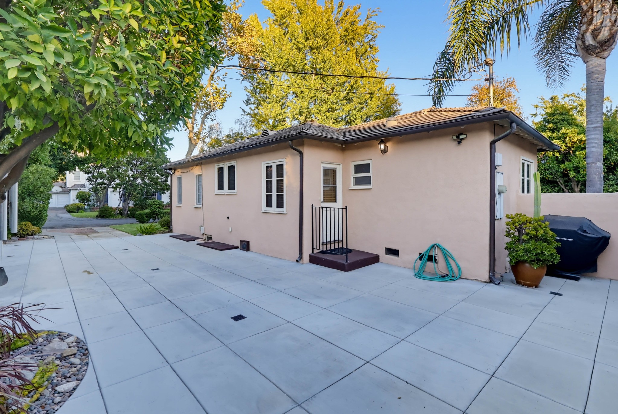 Virtual tour photo 93 of 126 for 1519 Wilson Ave