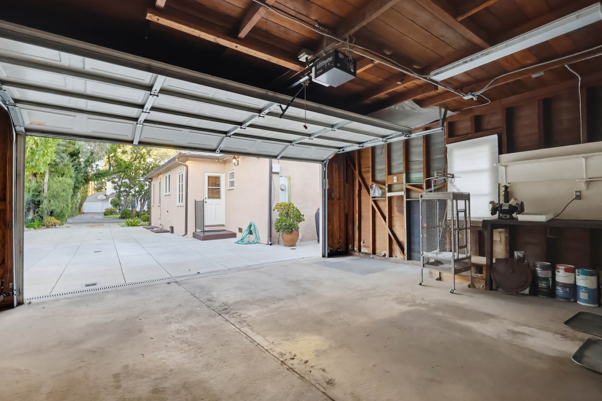 Virtual tour photo 97 of 126 for 1519 Wilson Ave