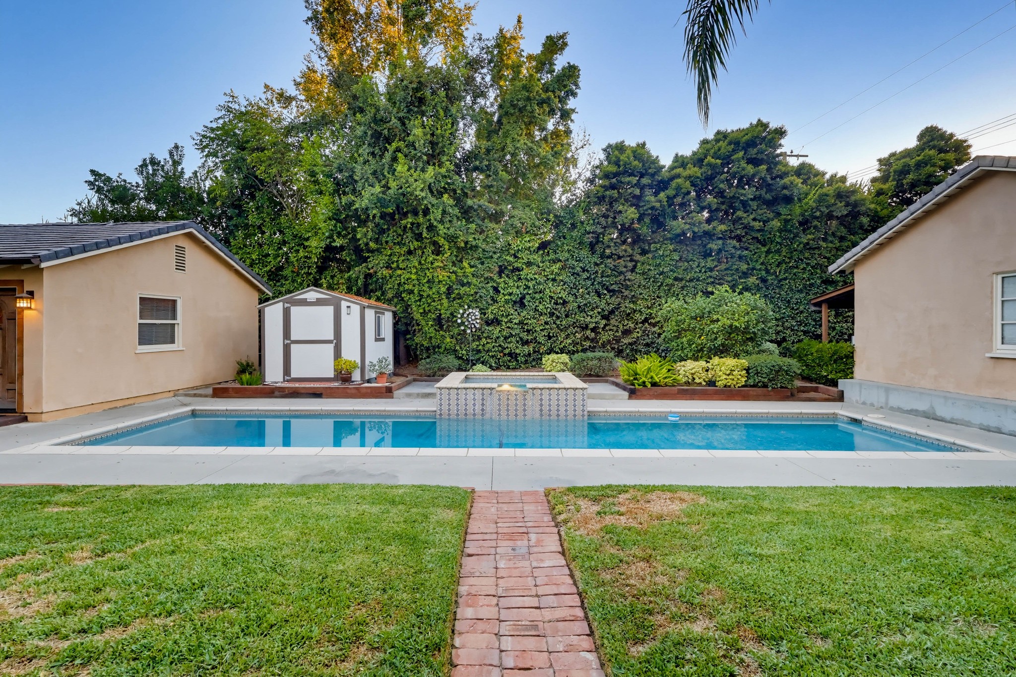 Virtual tour photo 104 of 126 for 1519 Wilson Ave