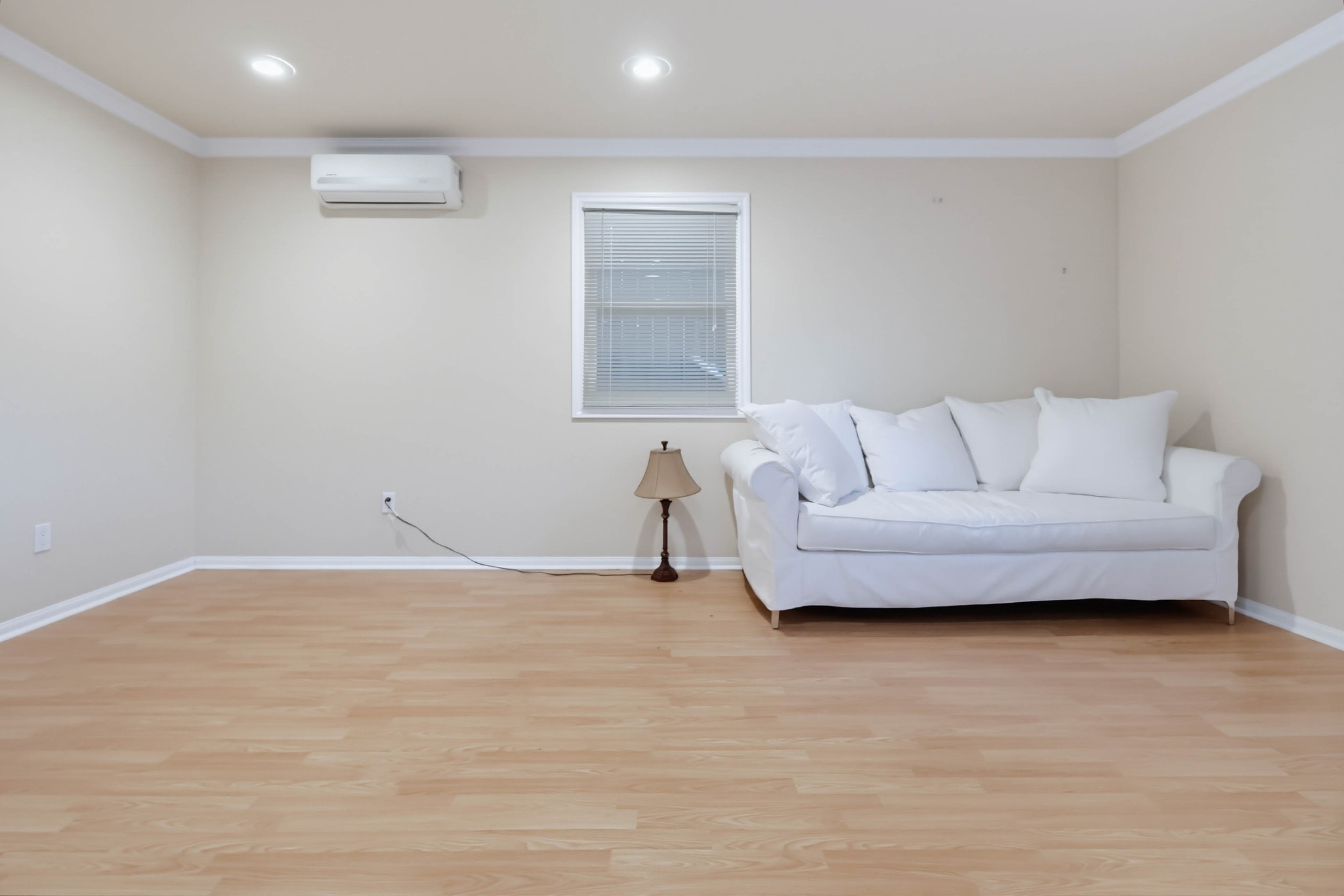Virtual tour photo 120 of 126 for 1519 Wilson Ave