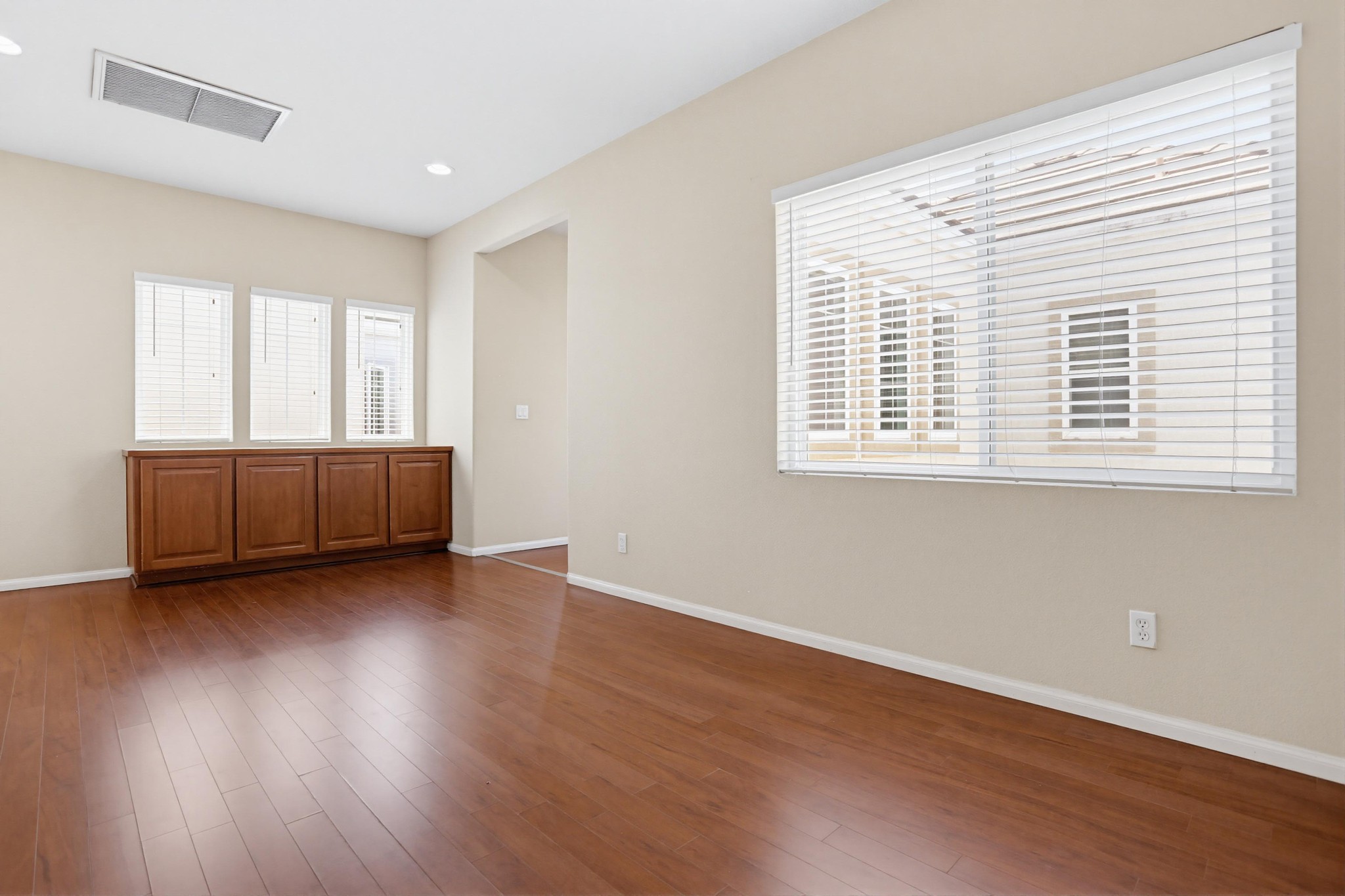 Virtual tour photo 23 of 44 for 152 Cityscape Gln