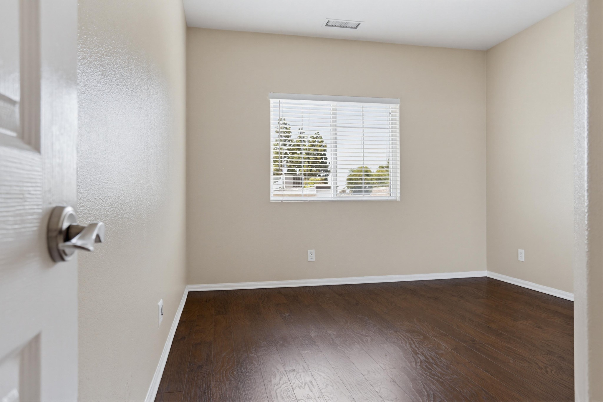 Virtual tour photo 36 of 44 for 152 Cityscape Gln