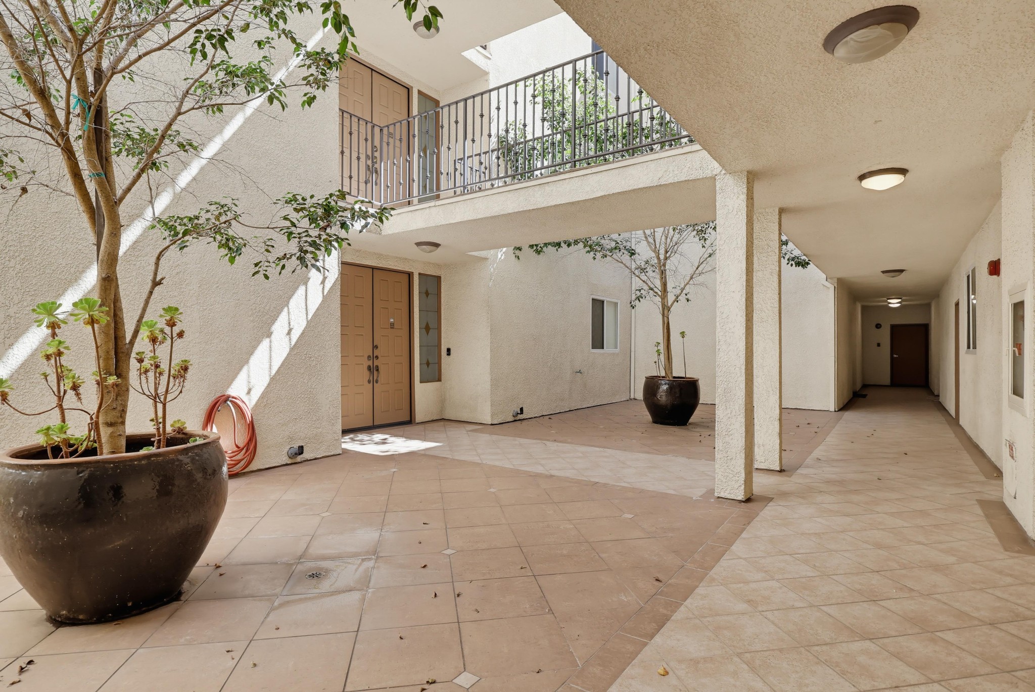 Virtual tour photo 12 of 82 for 1520 Camden Ave Apt 106