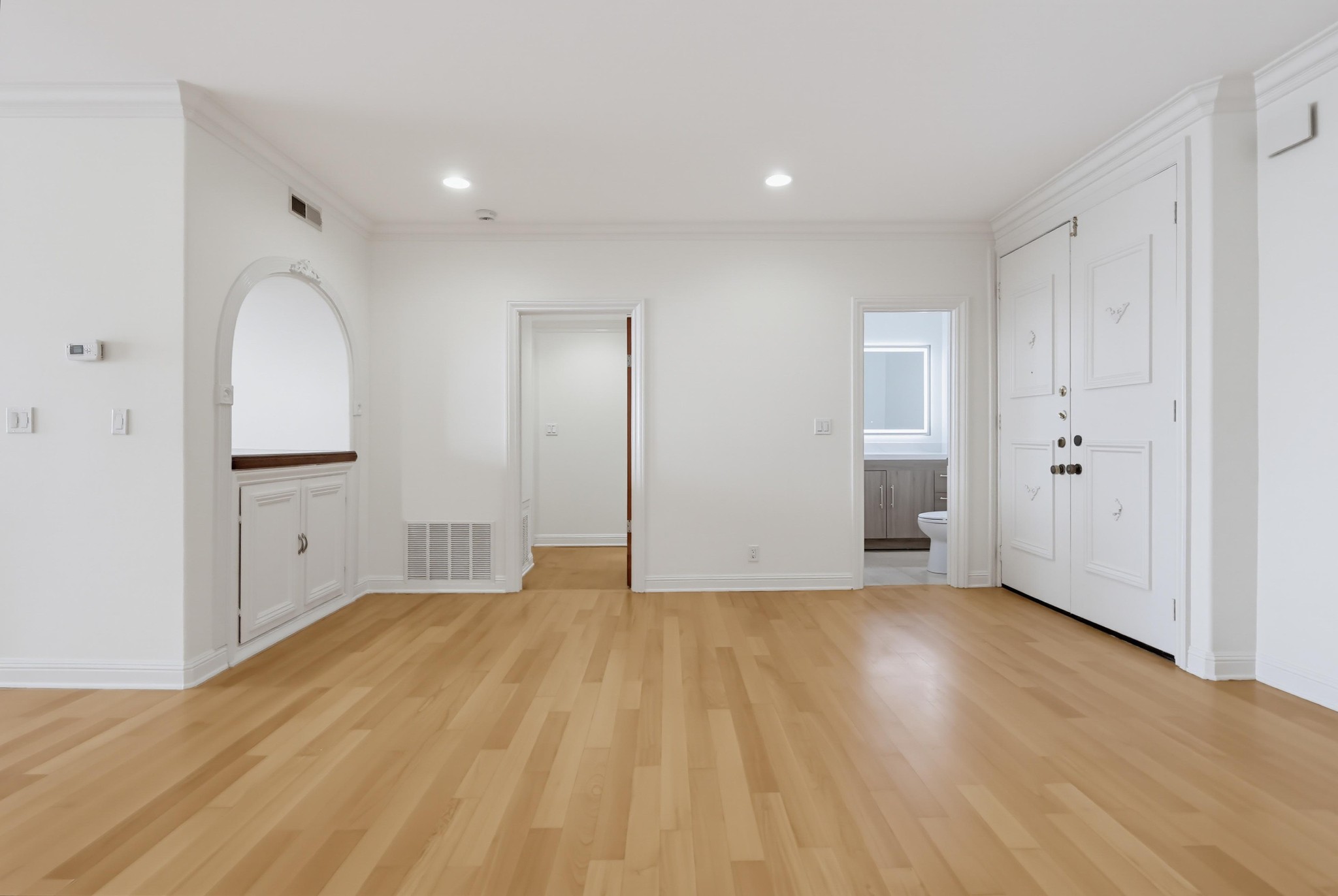 Virtual tour photo 17 of 82 for 1520 Camden Ave Apt 106