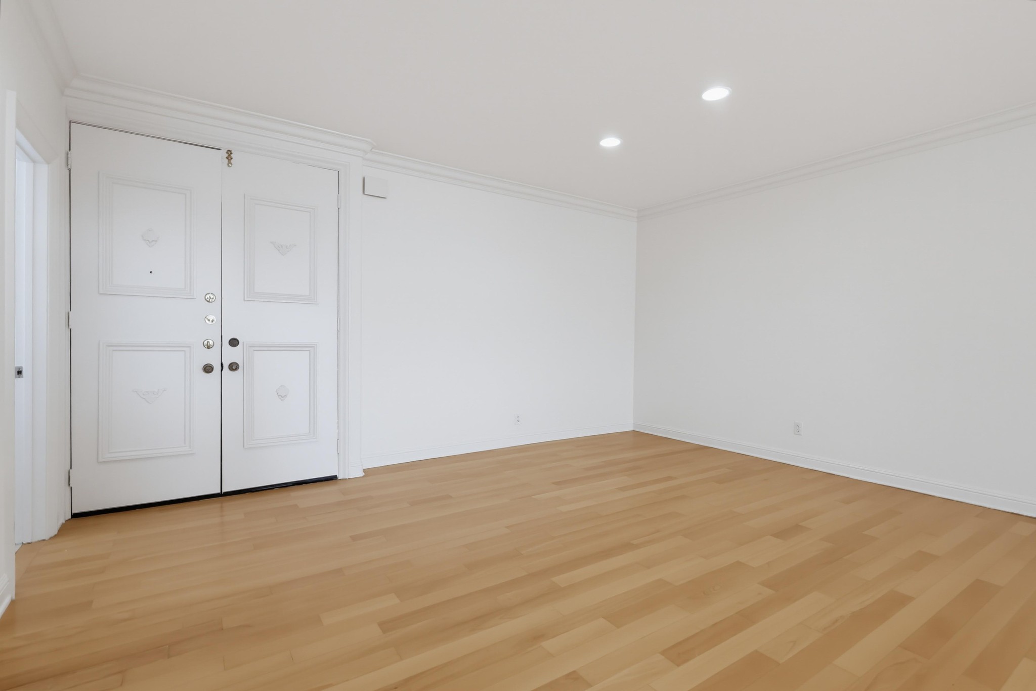 Virtual tour photo 19 of 82 for 1520 Camden Ave Apt 106
